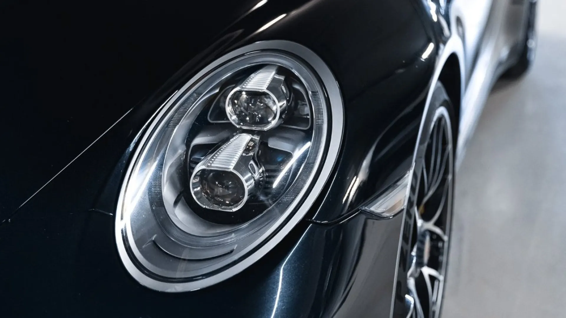 Porsche 911 — photo 5