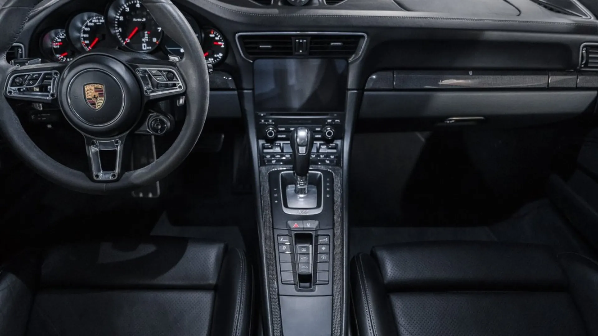 Porsche 911 — photo 31
