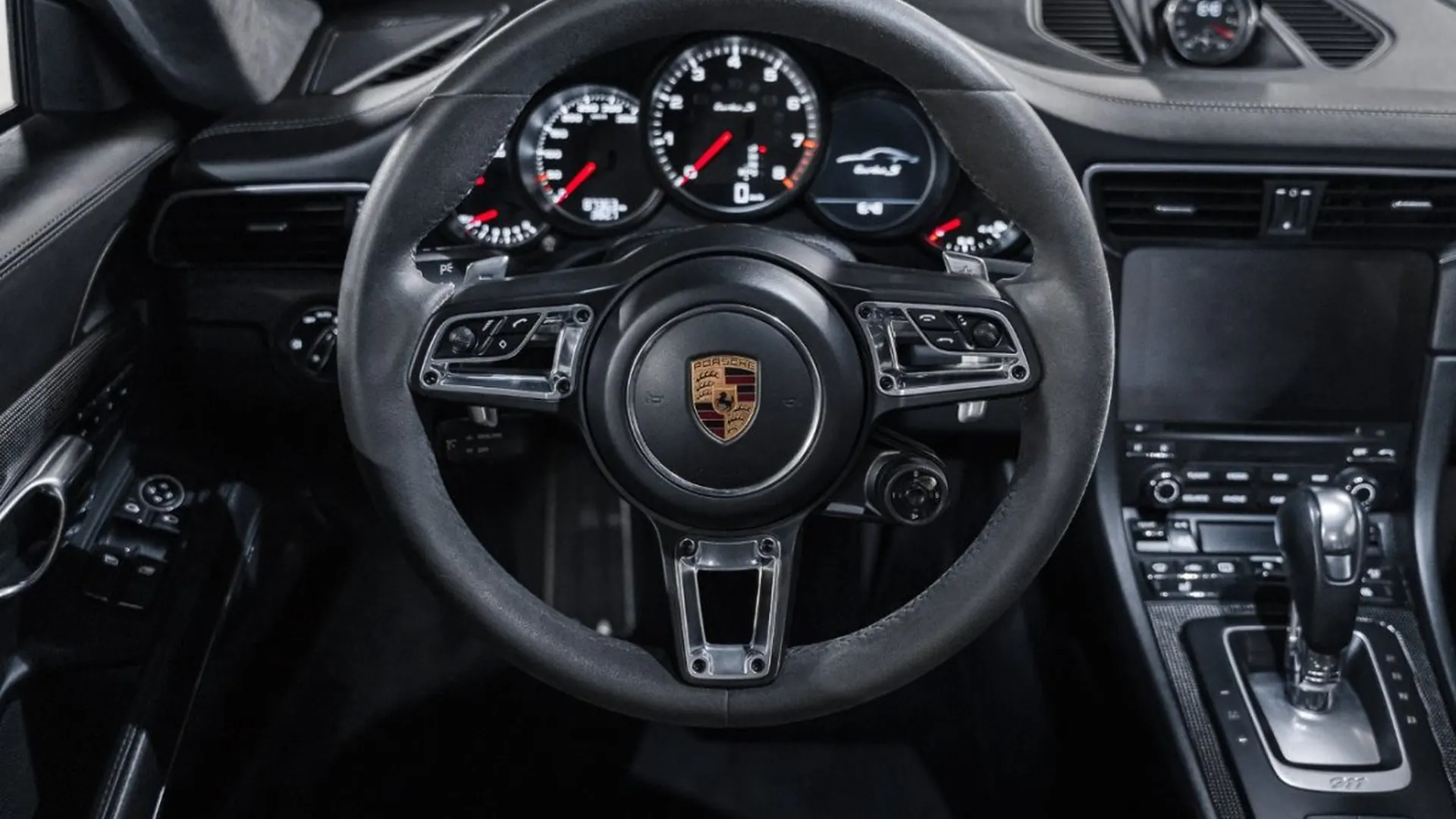 Porsche 911 — photo 28