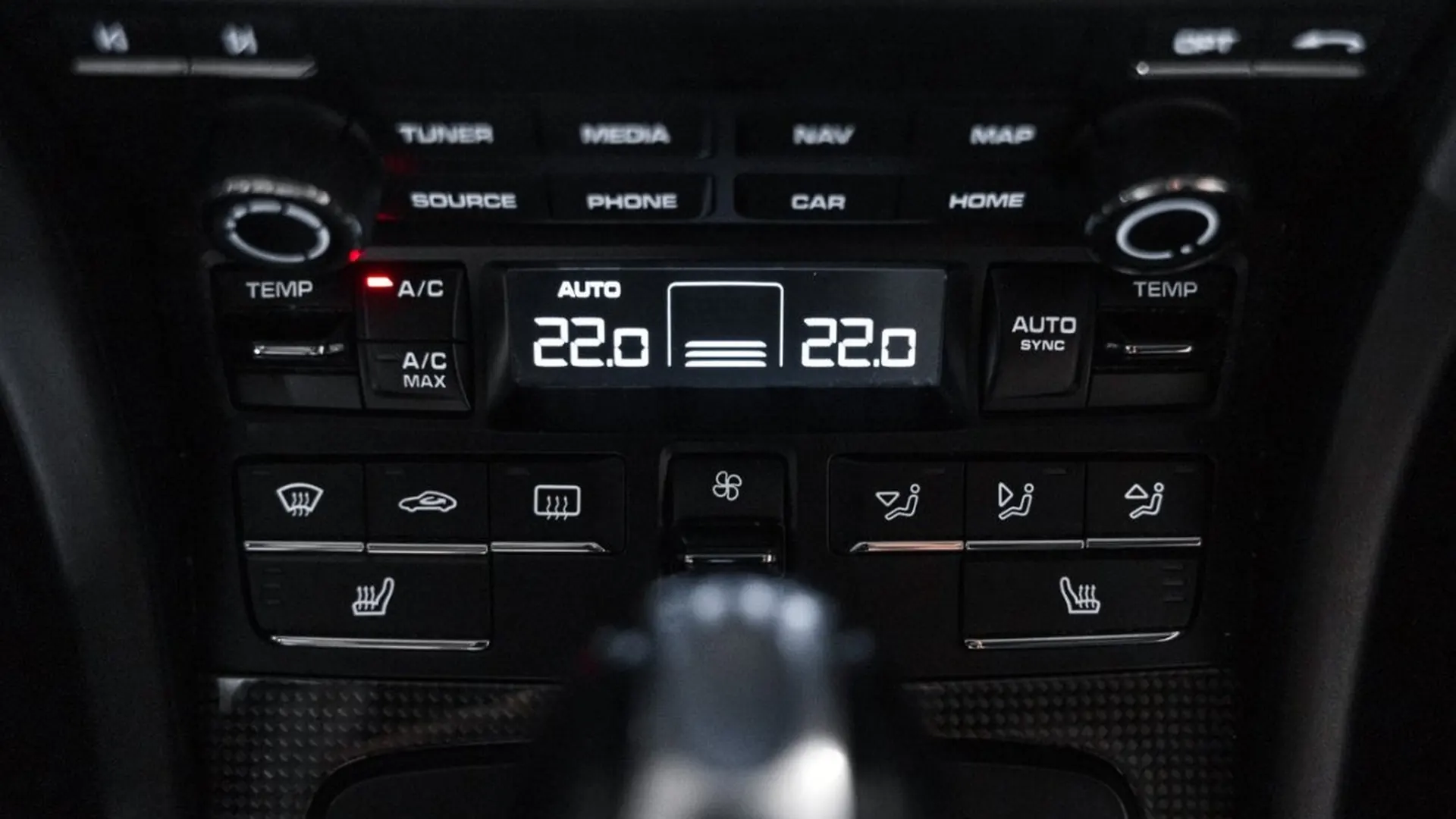 Porsche 911 — photo 35