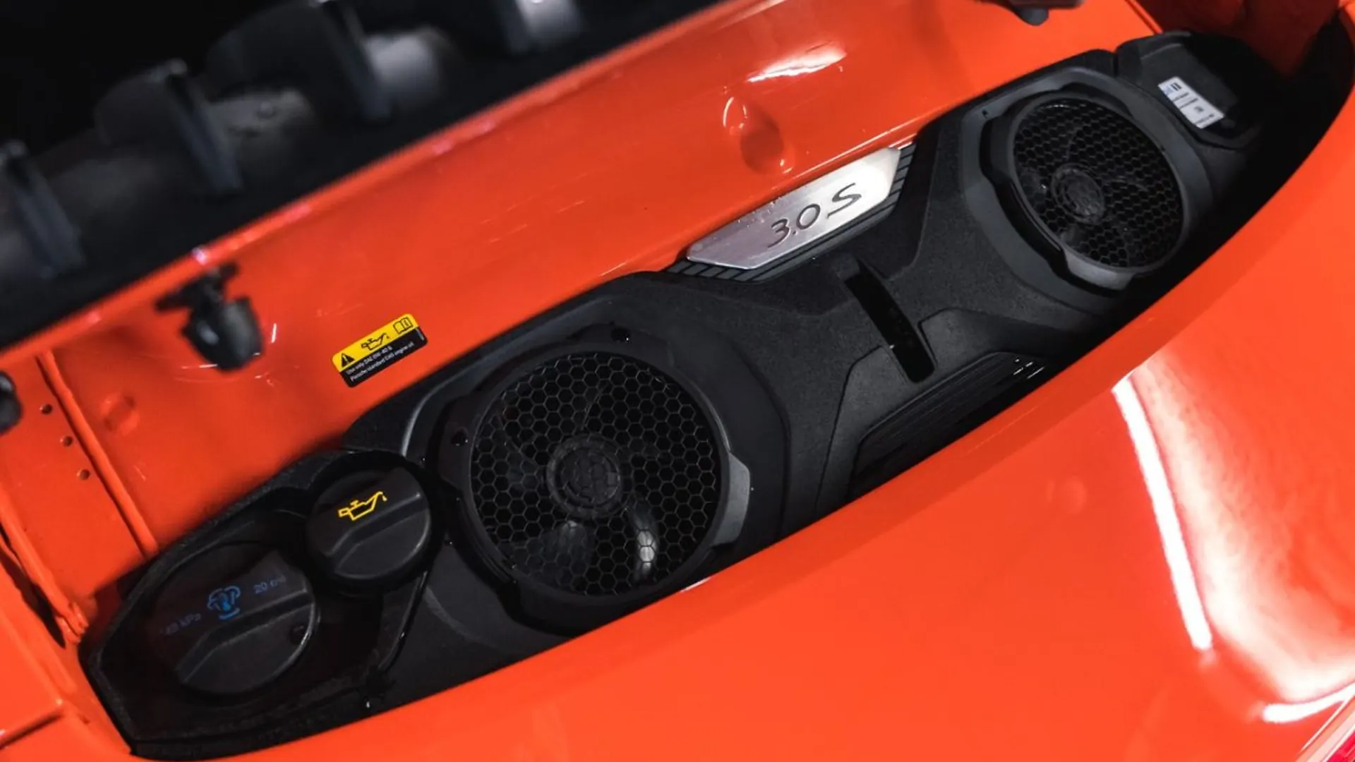 Porsche 911 — photo 18