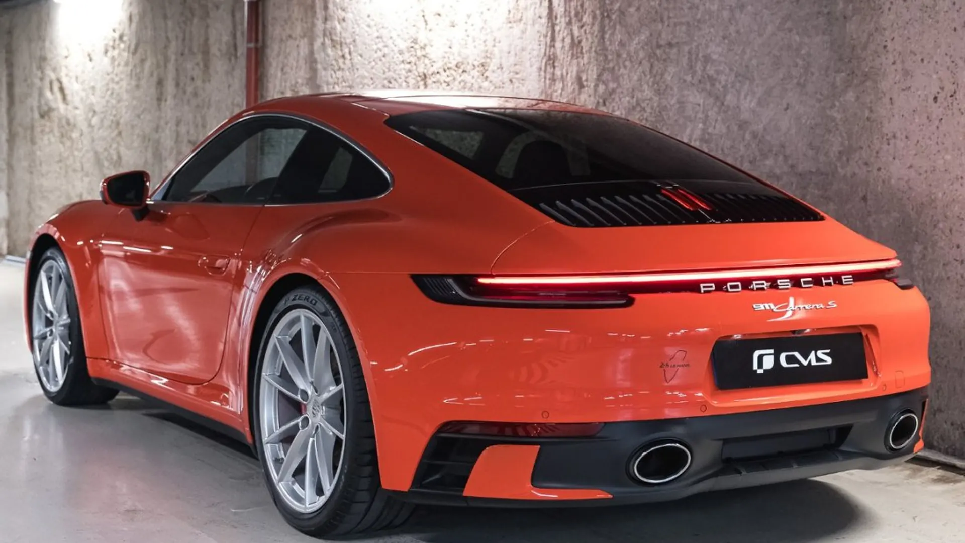 Porsche 911 — photo 14