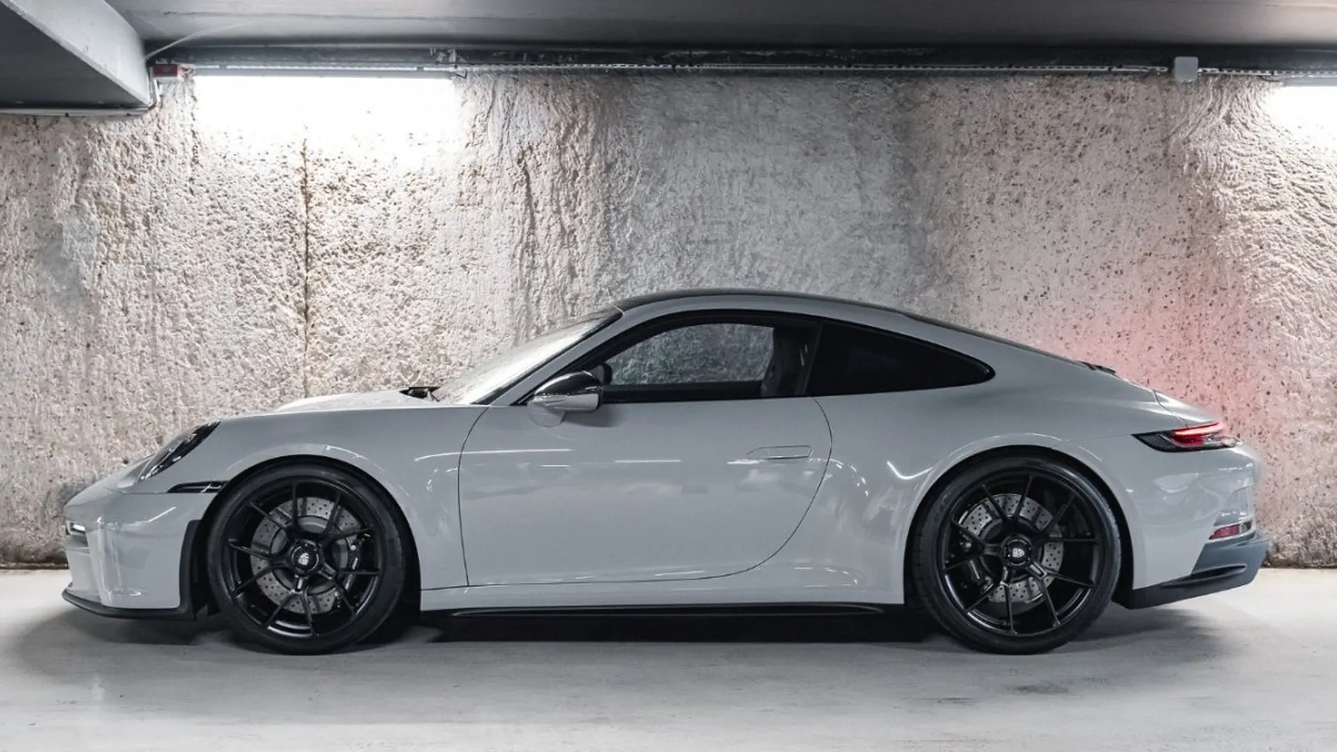 Porsche 911 — photo 7