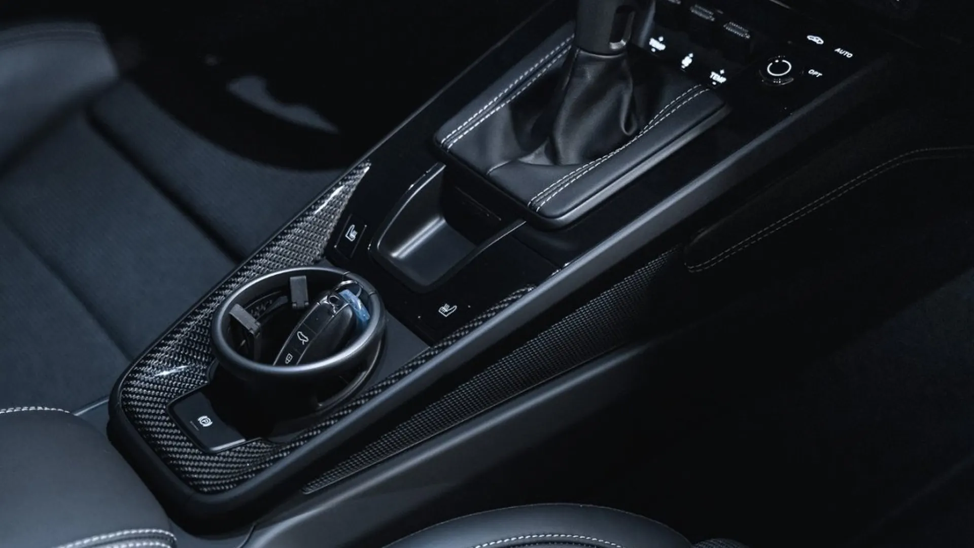 Porsche 911 — photo 40