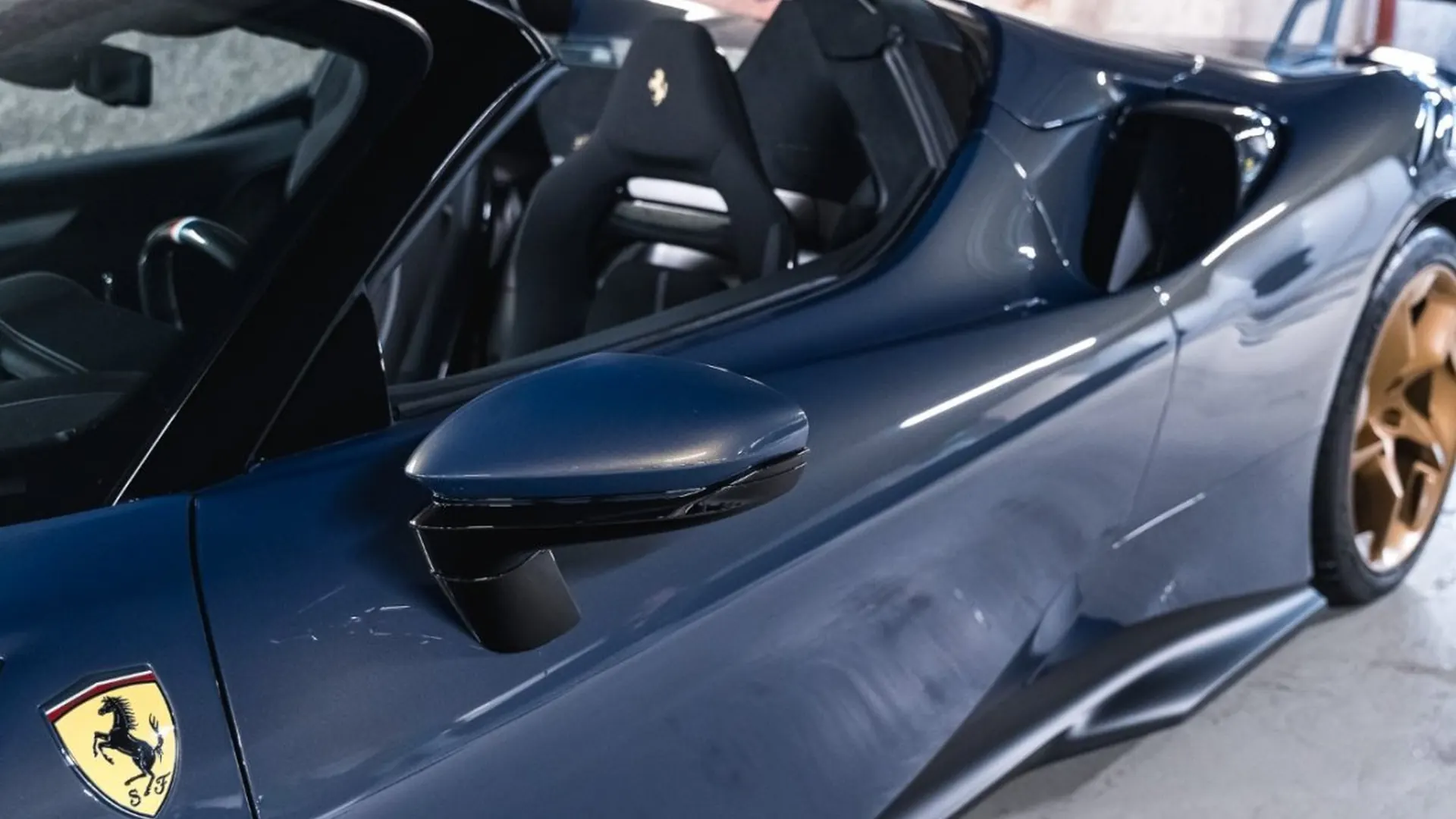 Ferrari SF90 — photo 15