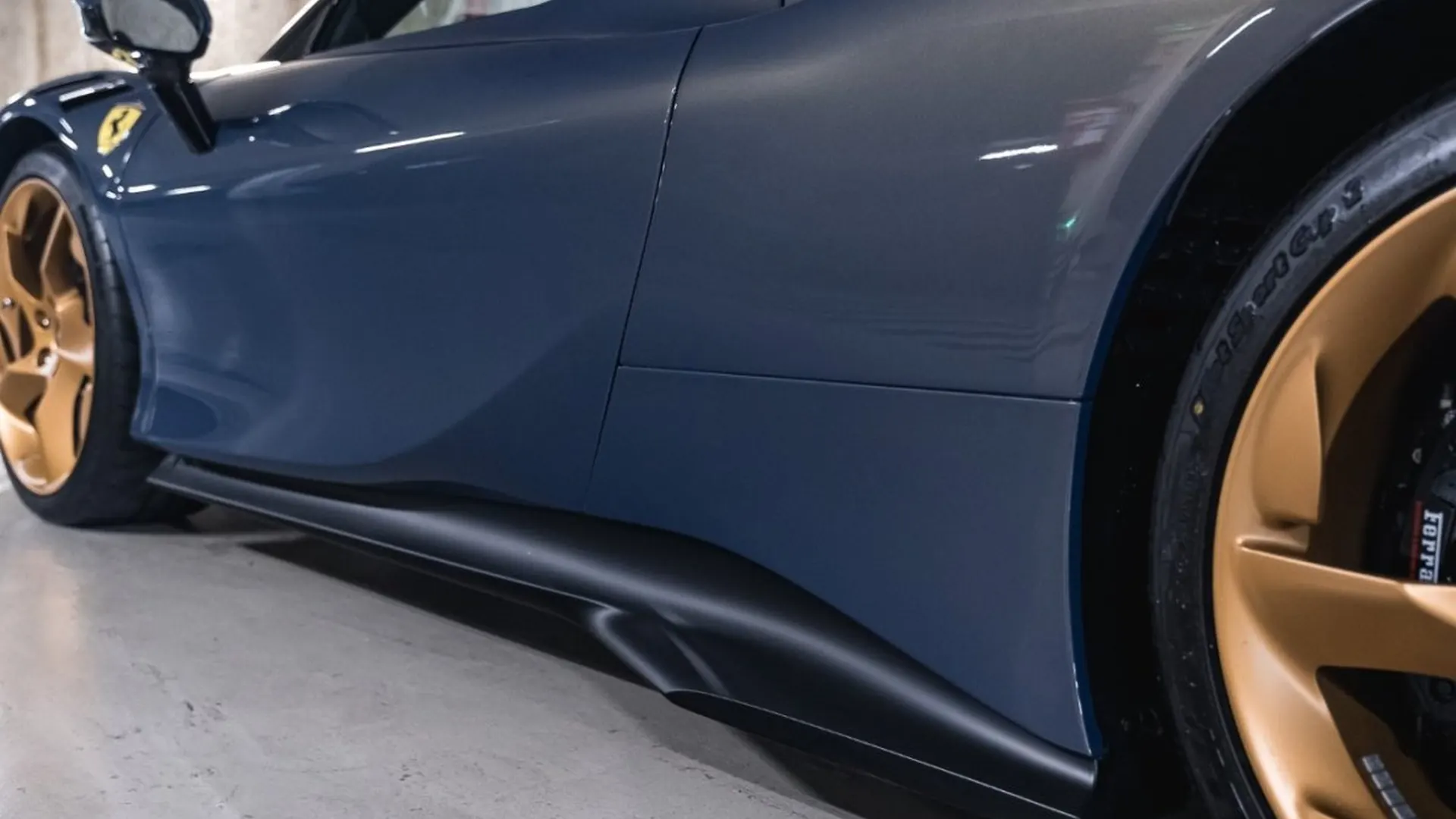 Ferrari SF90 — photo 25