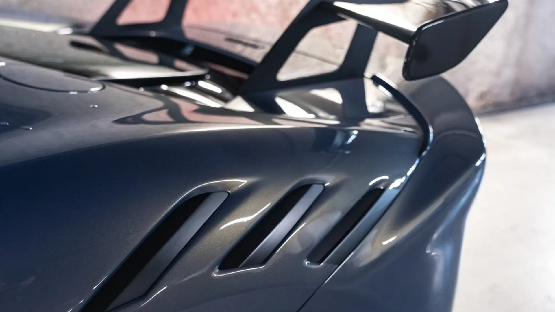 Ferrari SF90 — photo 23