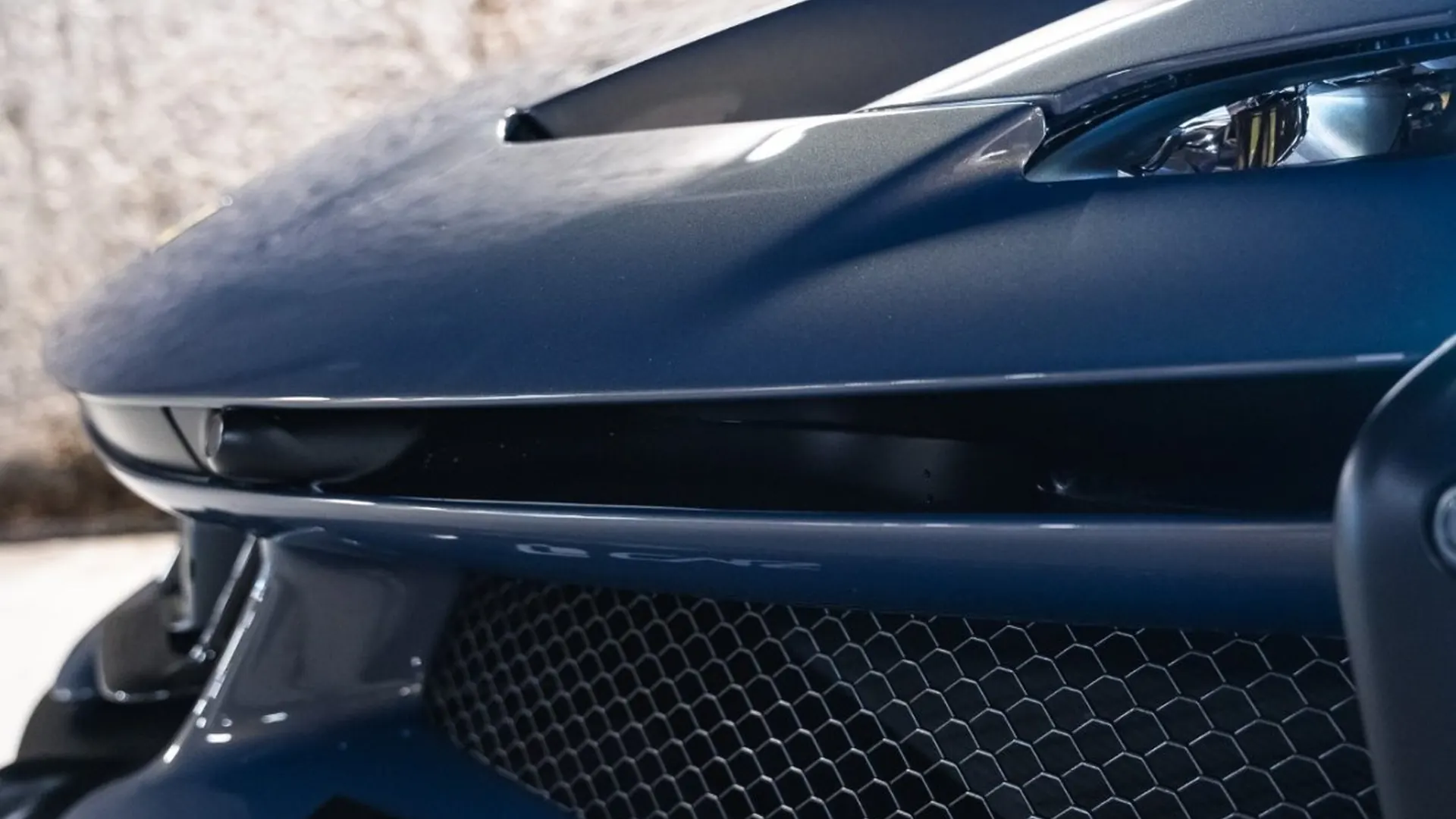Ferrari SF90 — photo 11