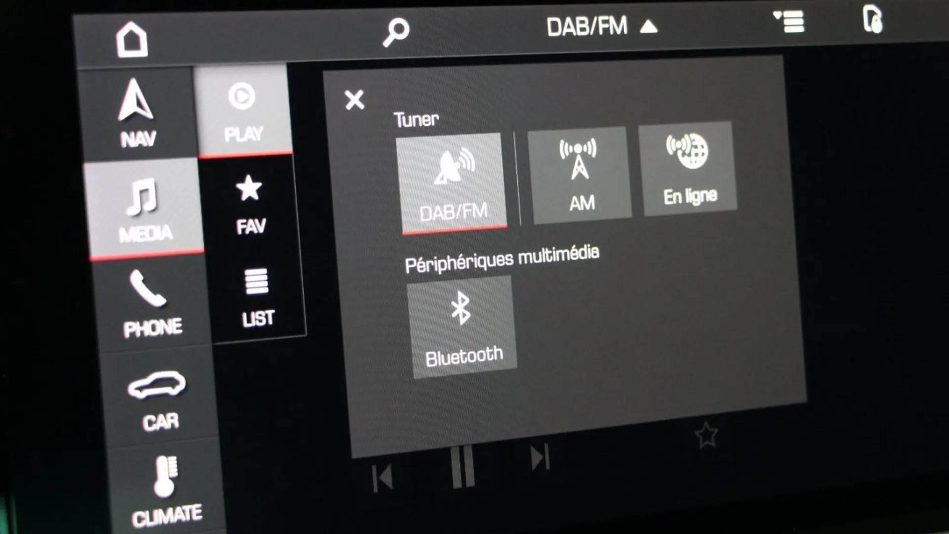 Porsche Cayenne — photo 15