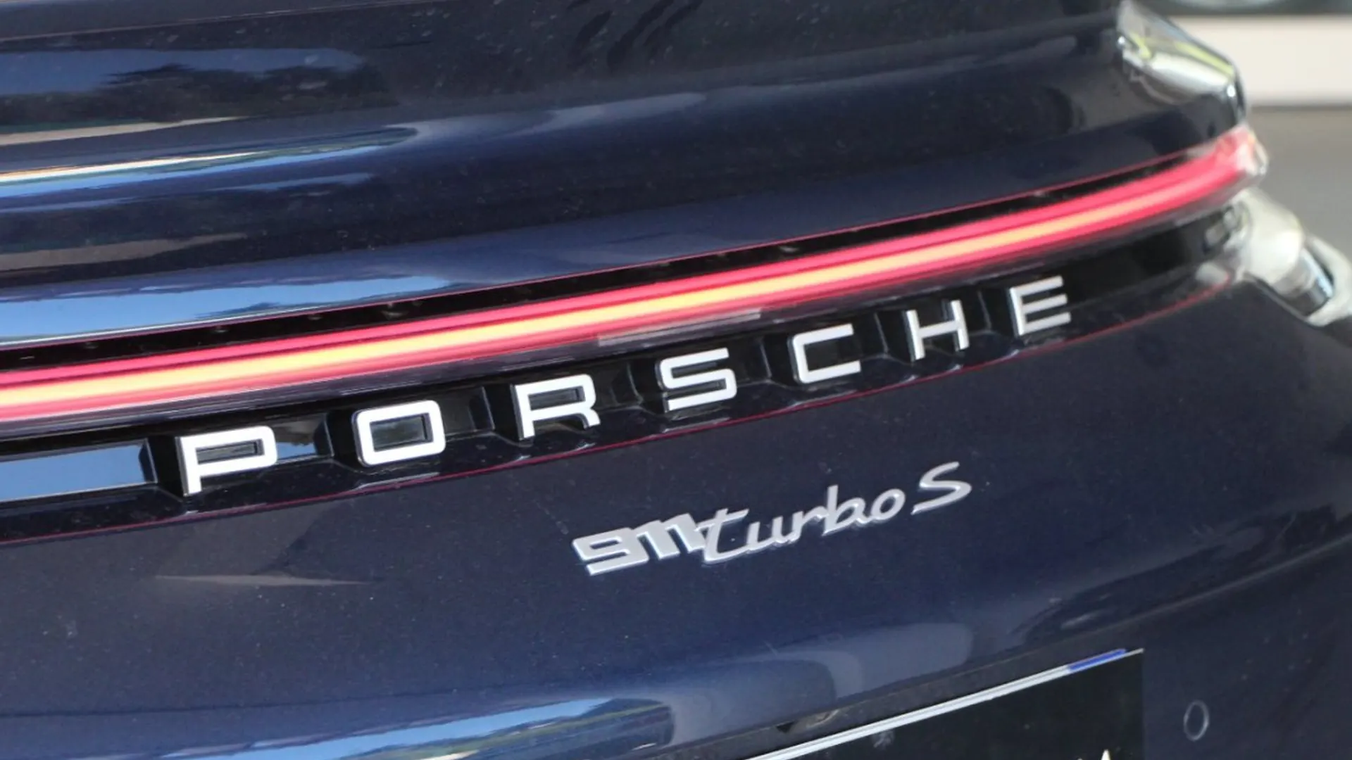Porsche 911 — photo 5