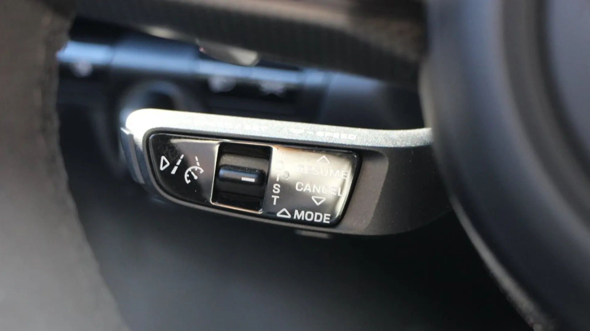 Porsche 911 — photo 24