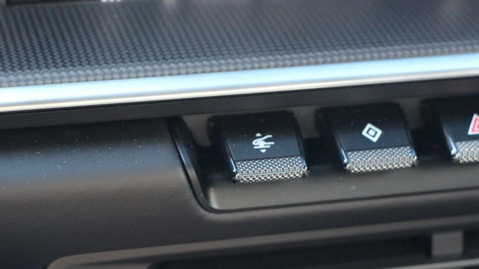 Porsche 911 — photo 25