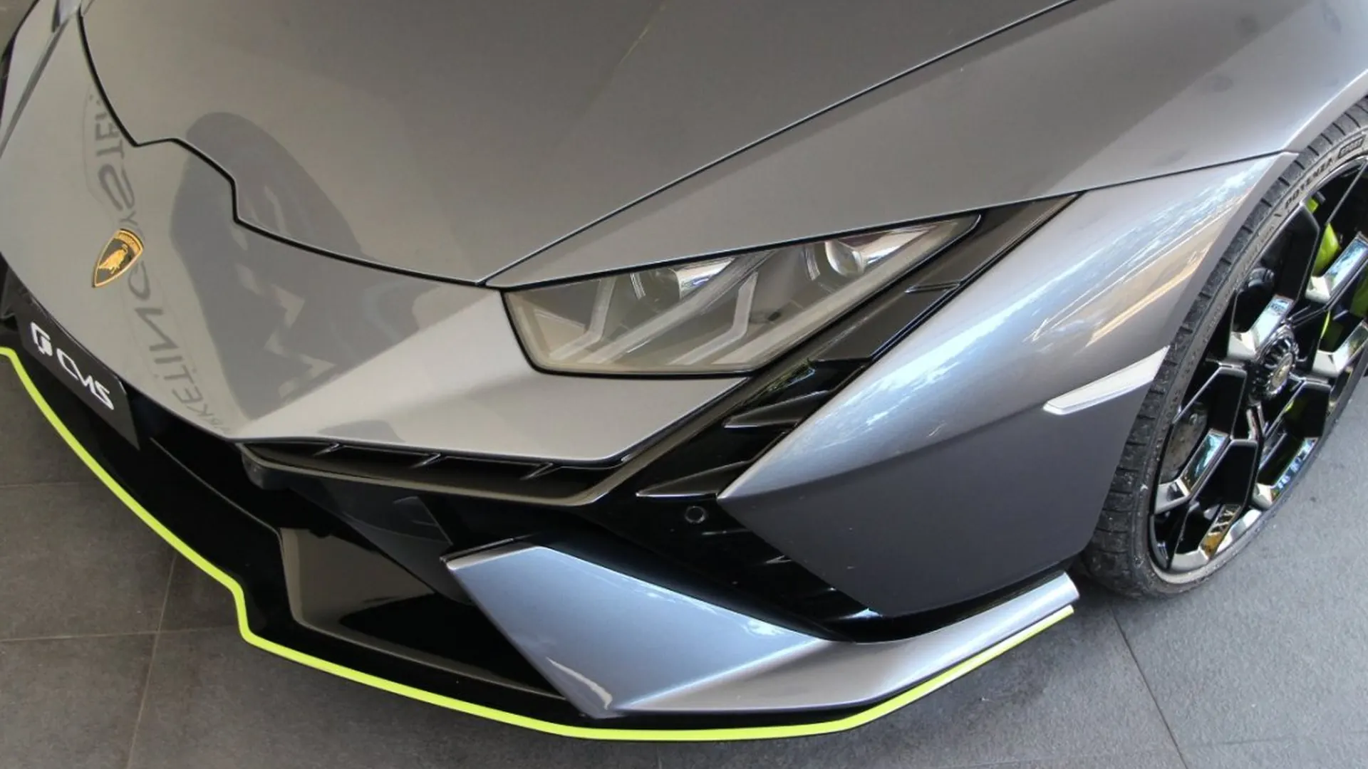 Lamborghini Huracan — photo 31