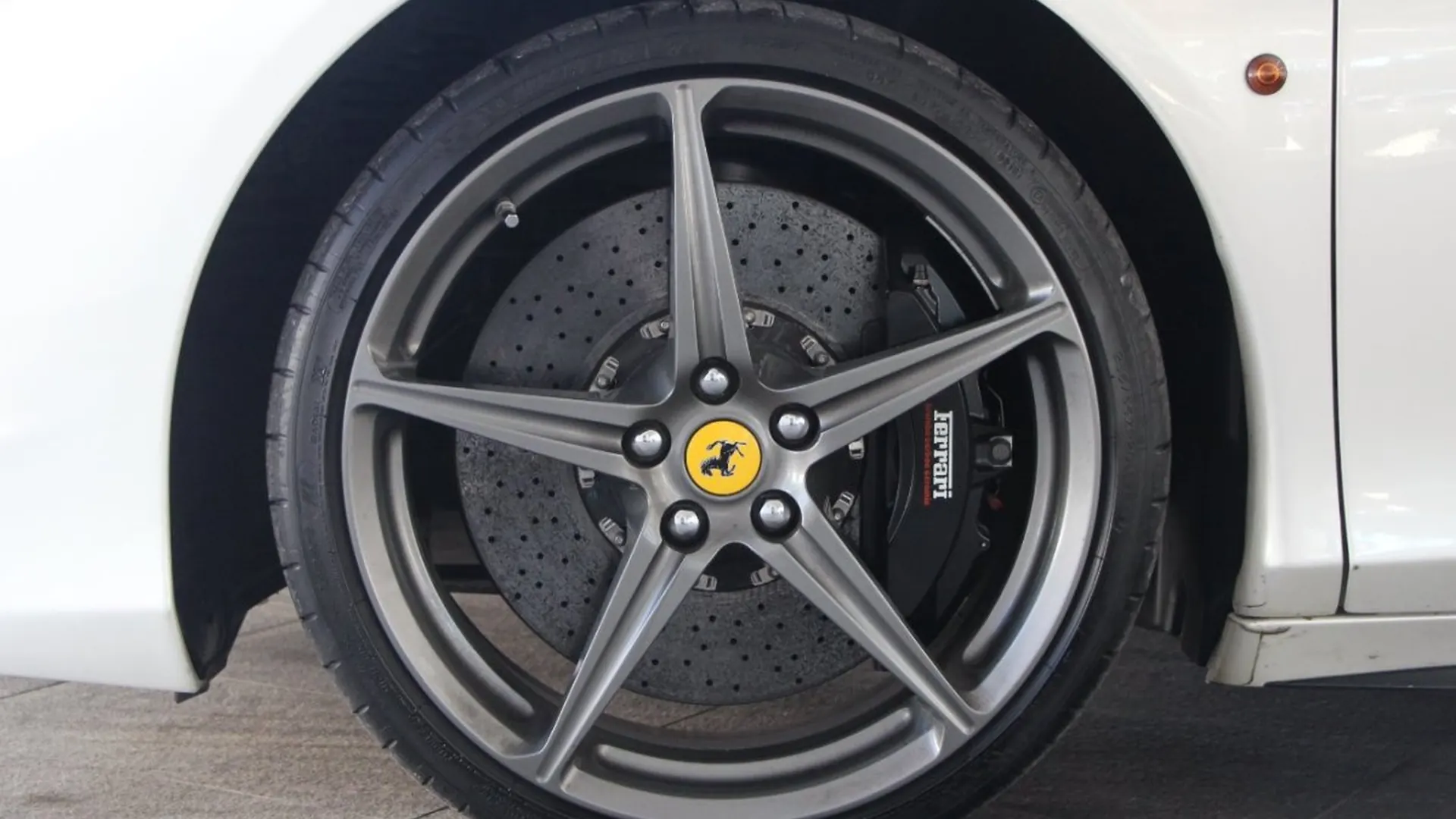 Ferrari 458 — photo 4