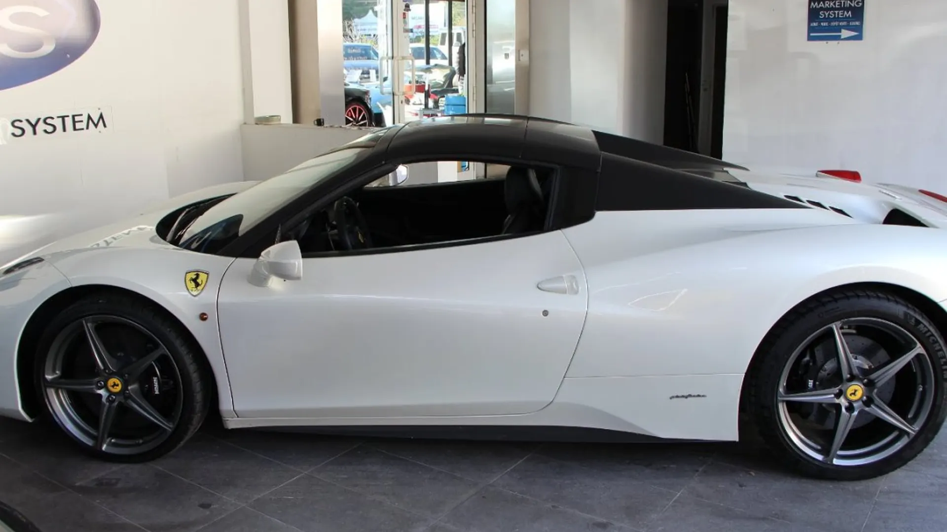 Ferrari 458 — photo 27