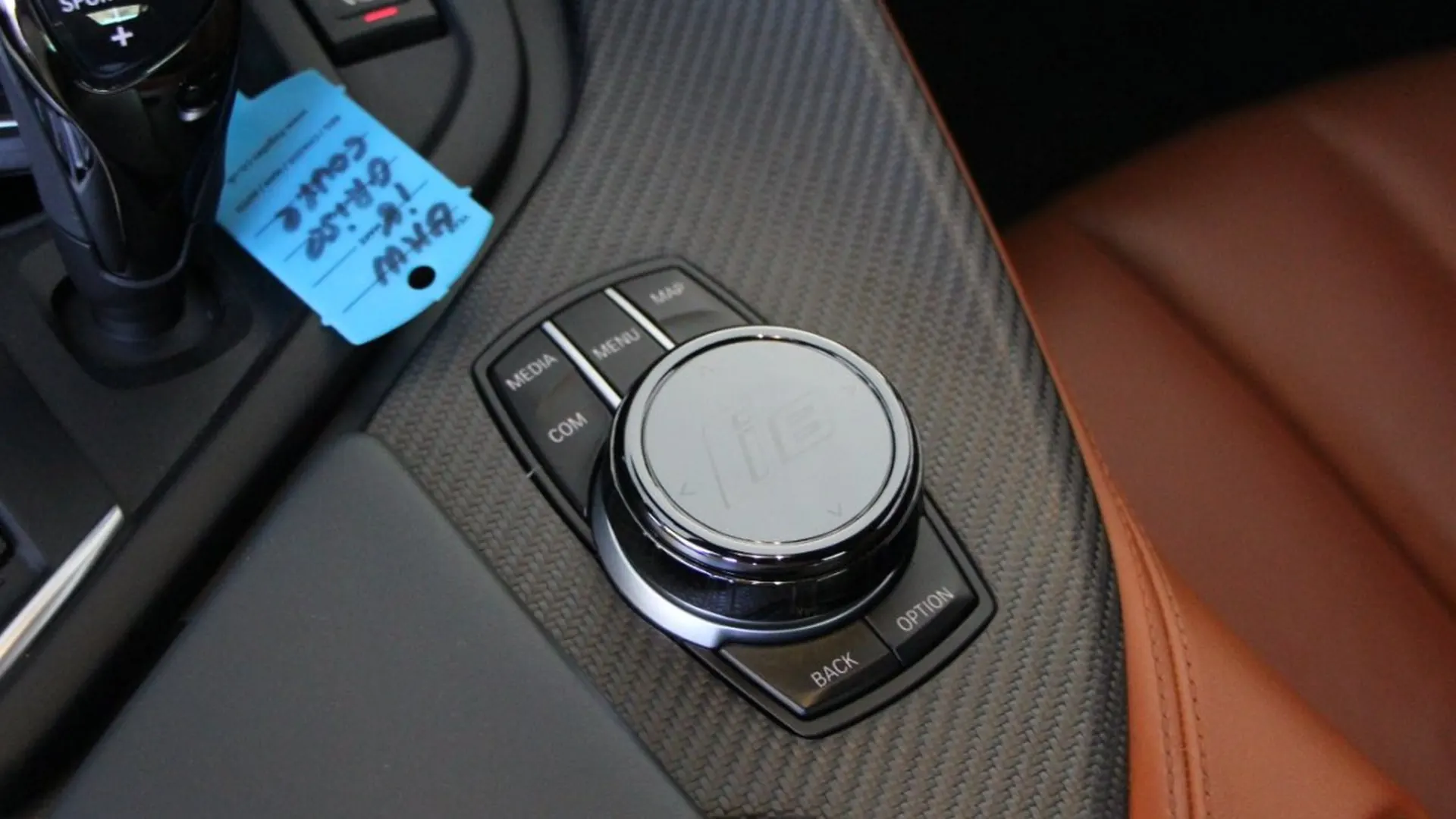 BMW i8 — photo 12