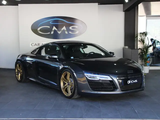 Audi R8