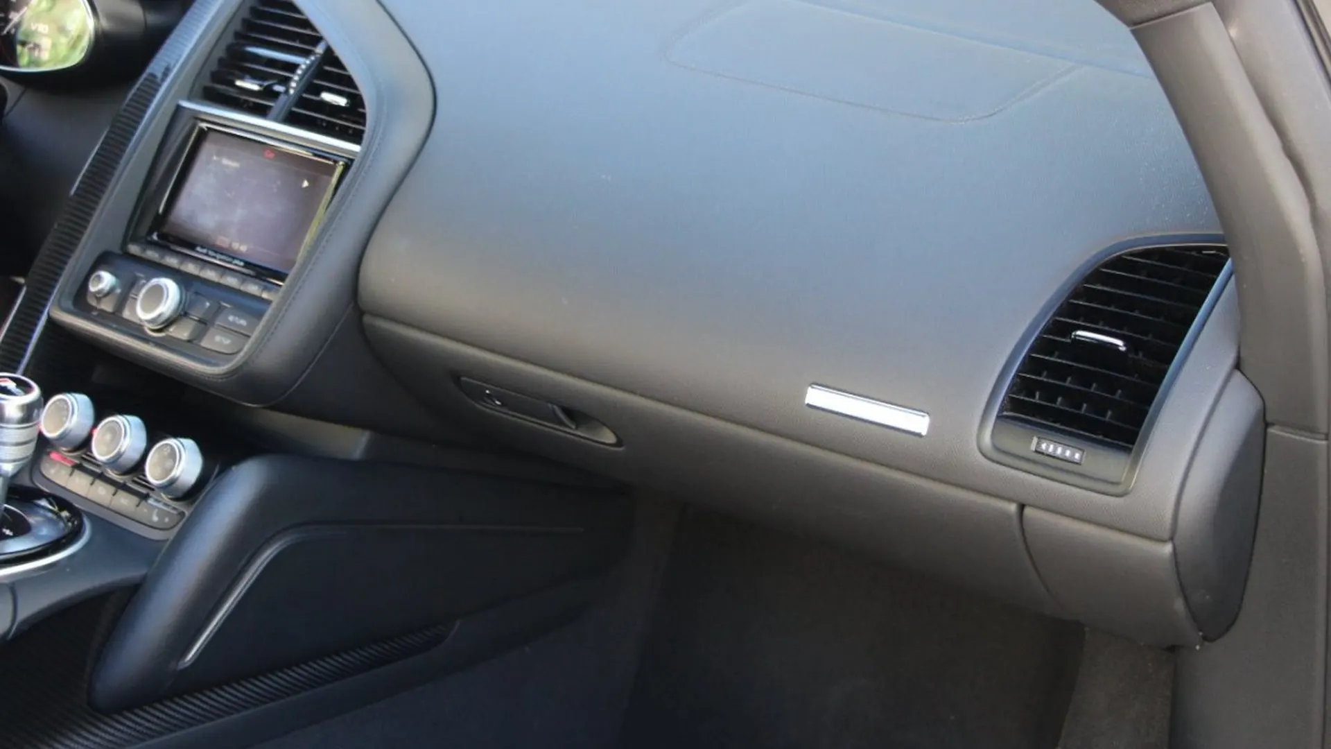 Audi R8 — photo 21