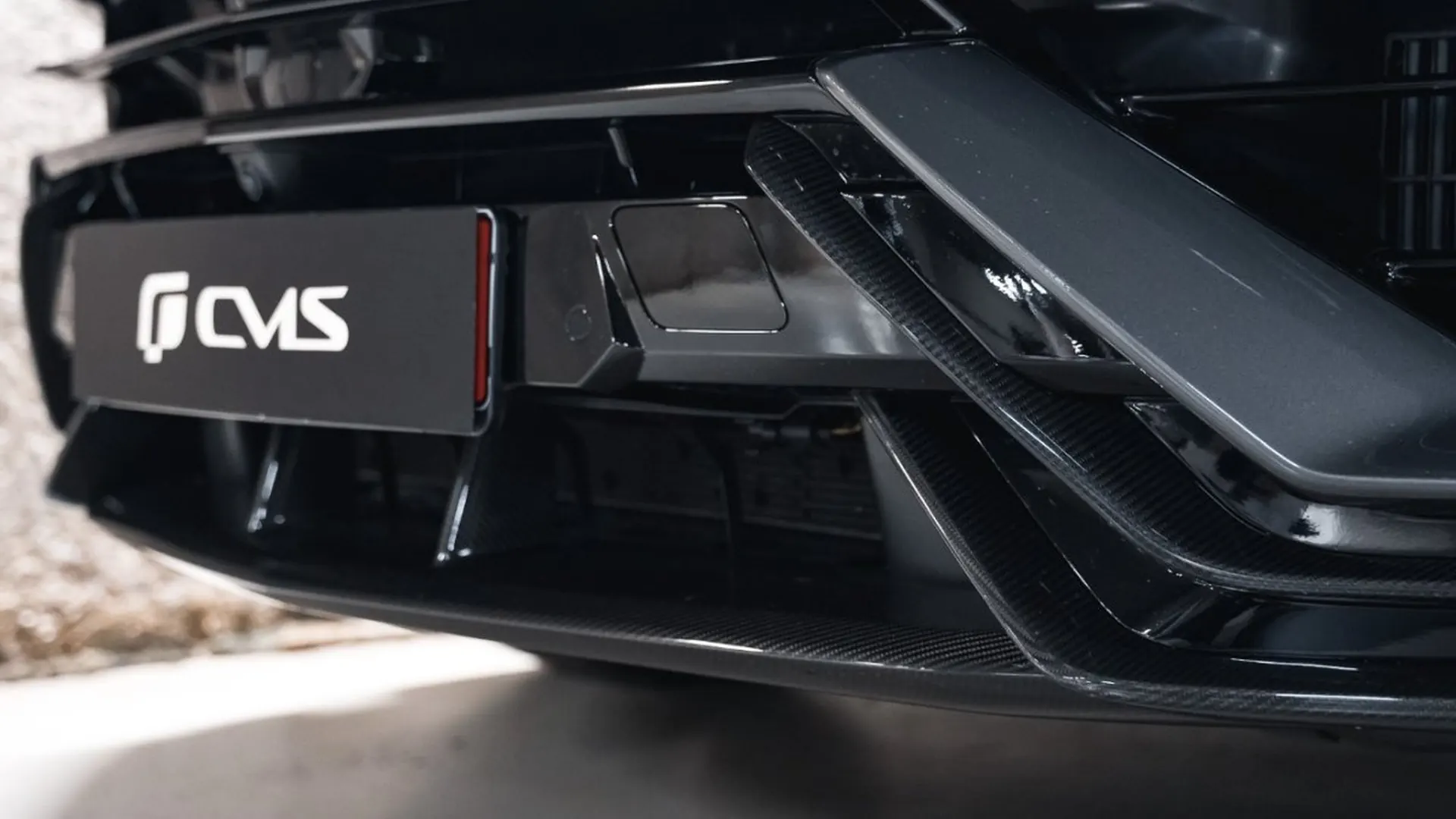 Lamborghini Urus — photo 8
