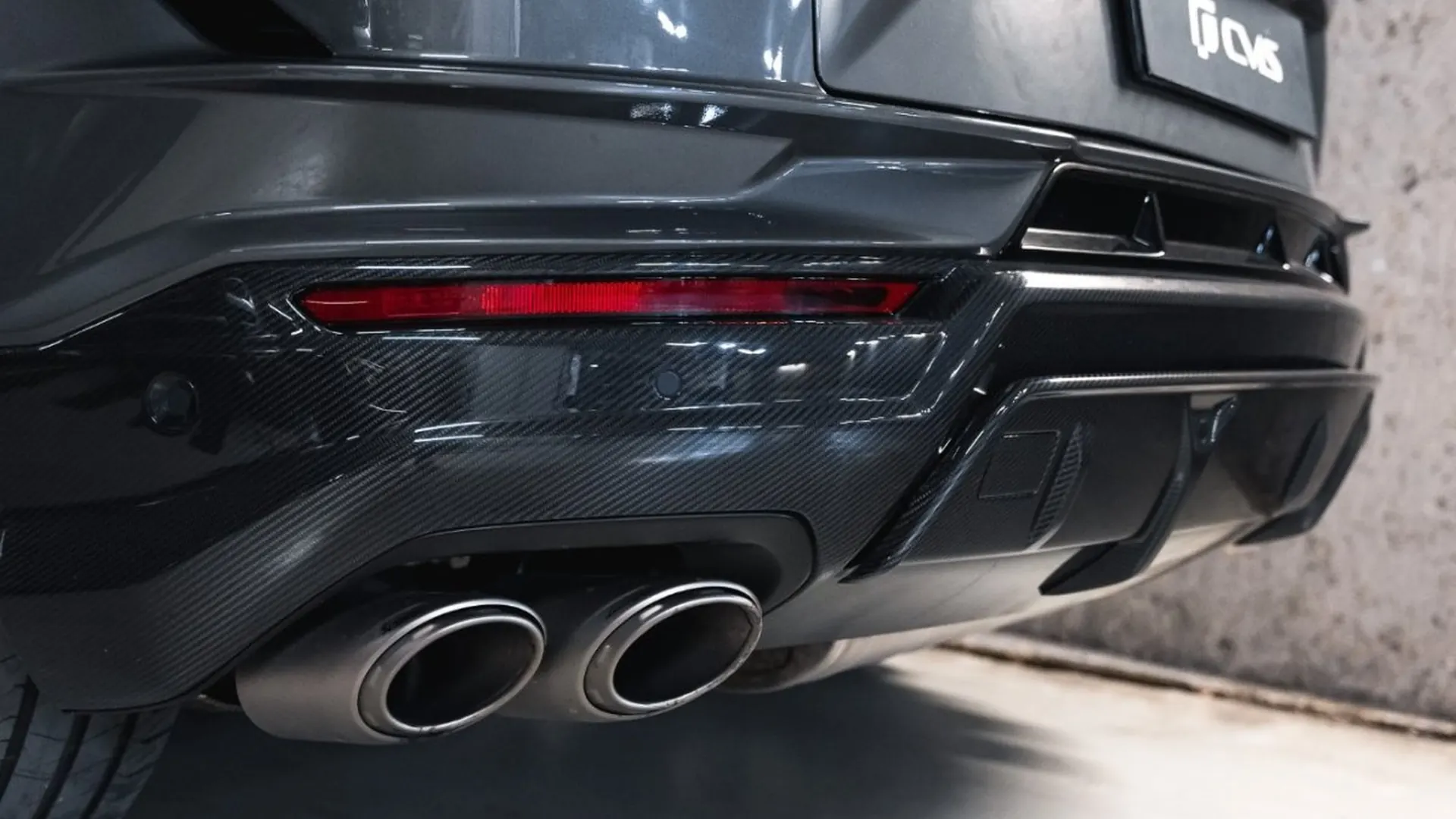 Lamborghini Urus — photo 22