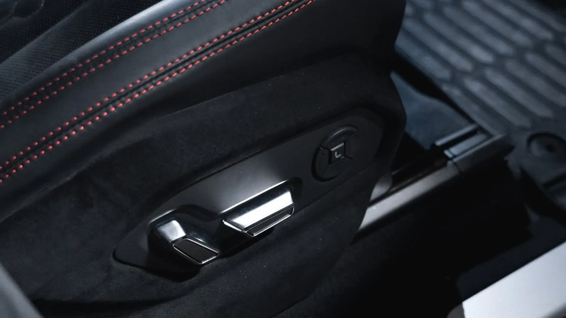 Lamborghini Urus — photo 31