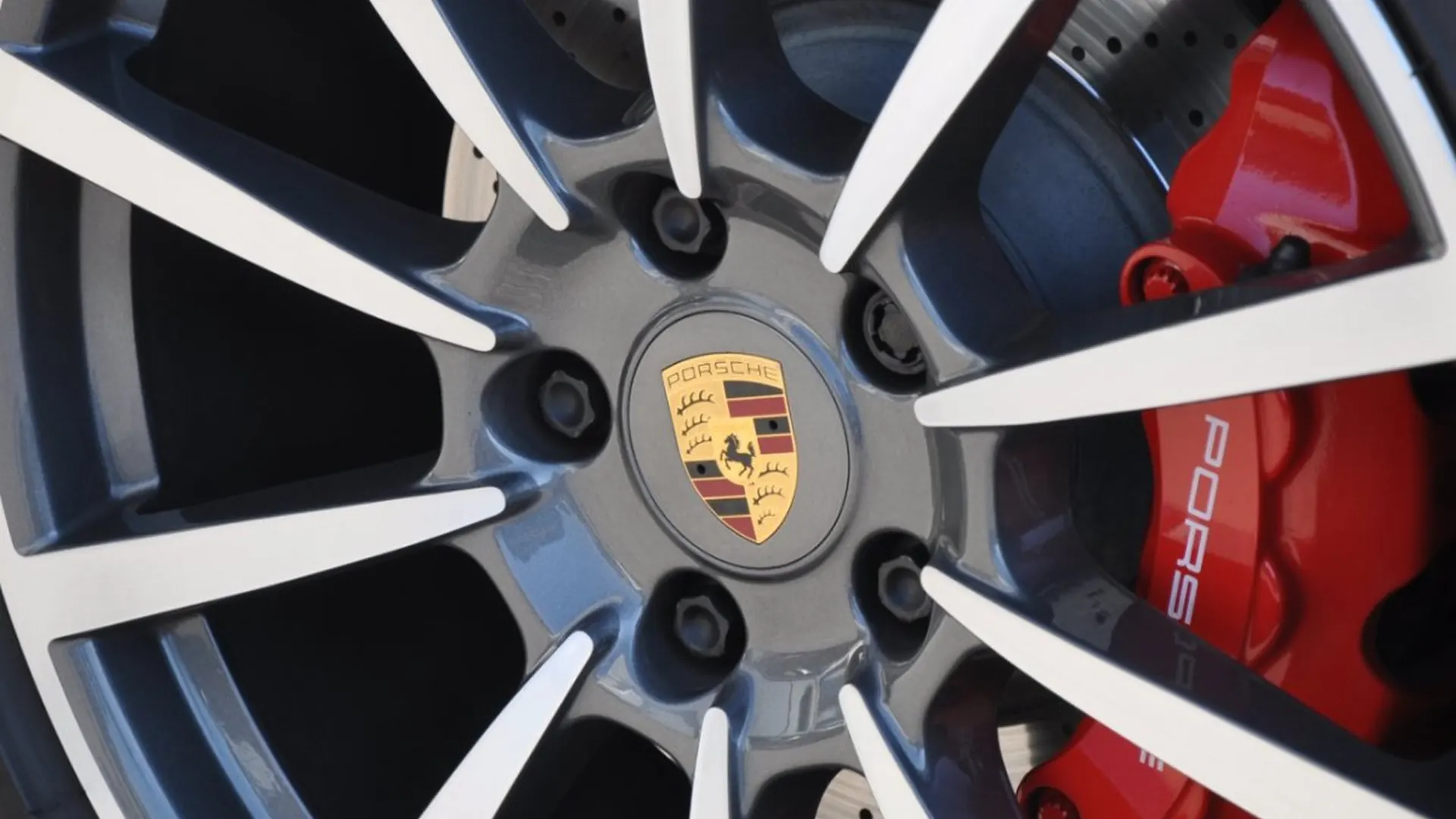 Porsche 911 — photo 7