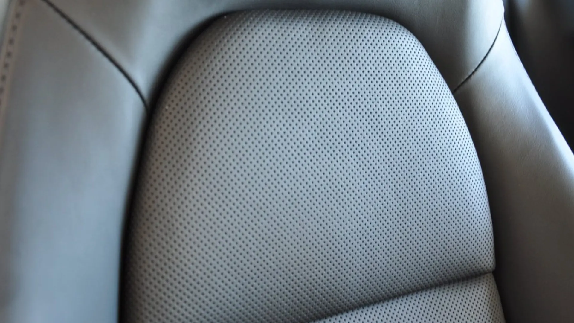 Porsche 911 — photo 28