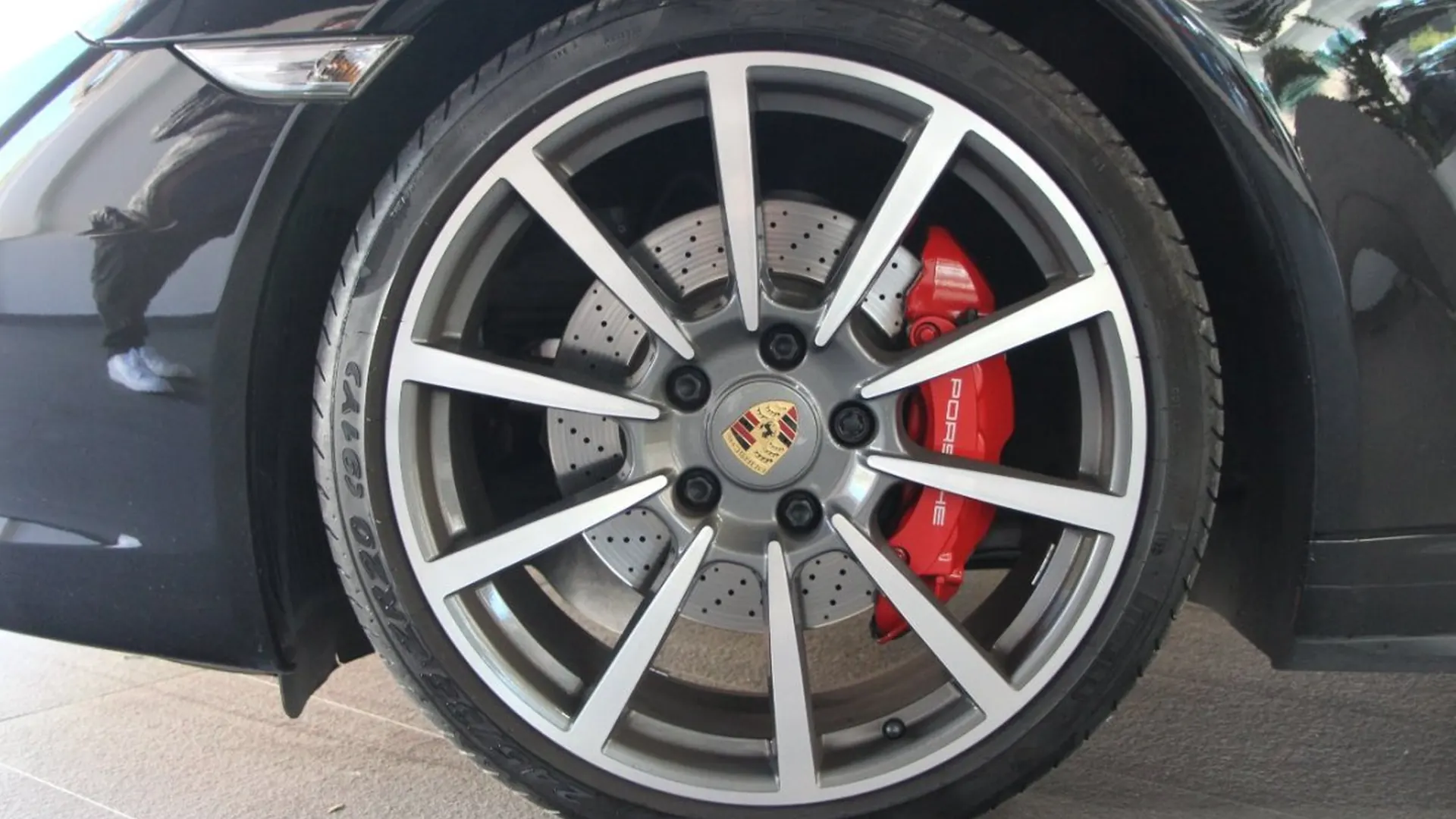 Porsche 911 — photo 30