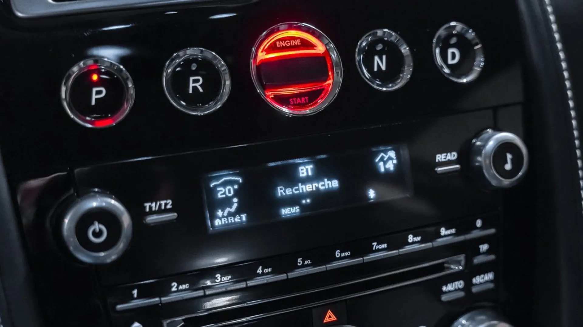 Aston Martin Rapide — photo 29