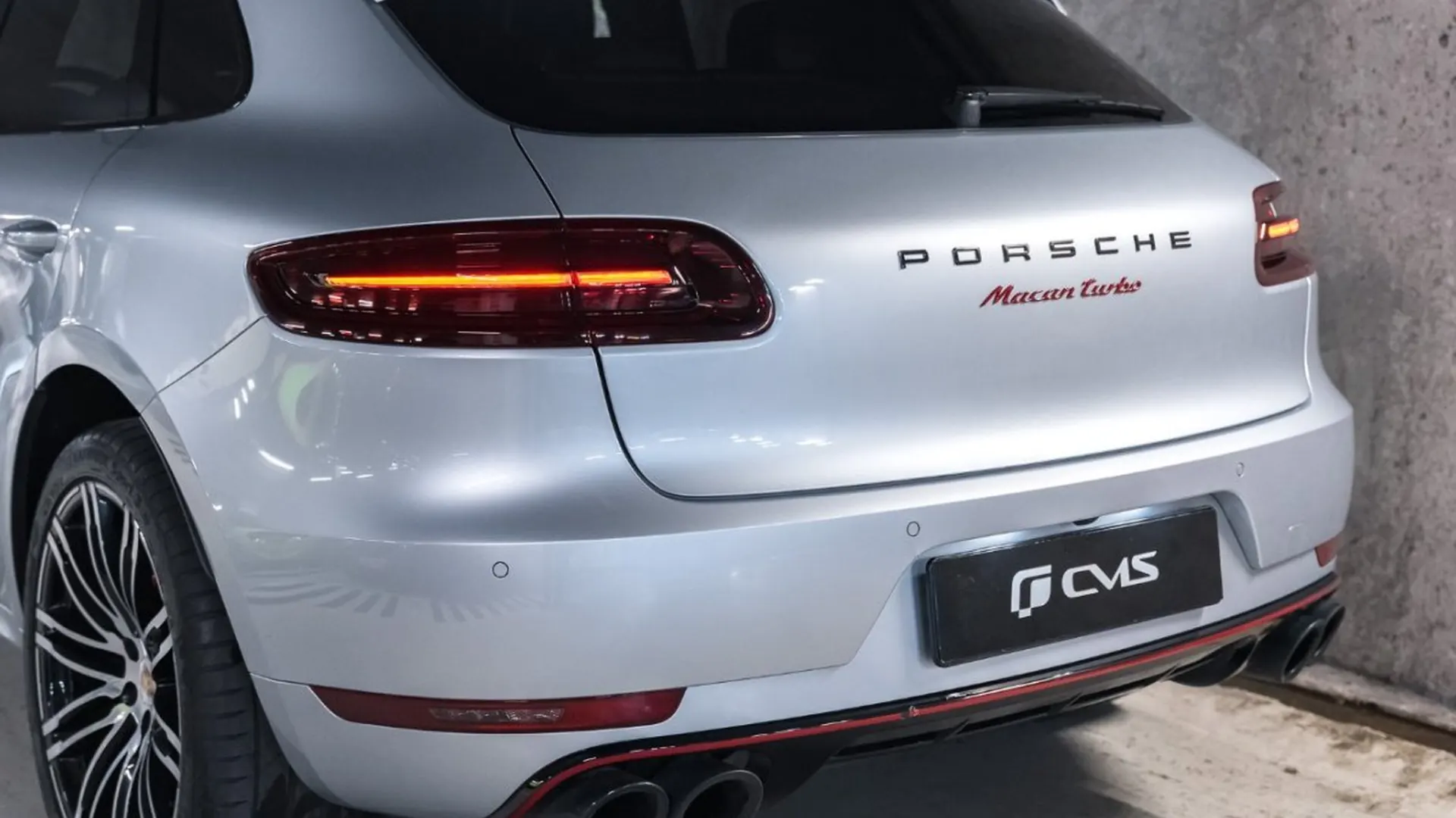 Porsche Macan — photo 16