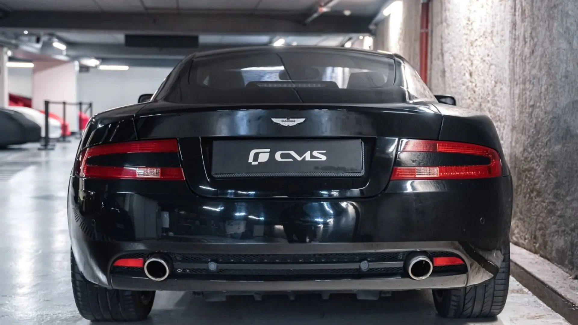 Aston Martin DB9 — photo 17