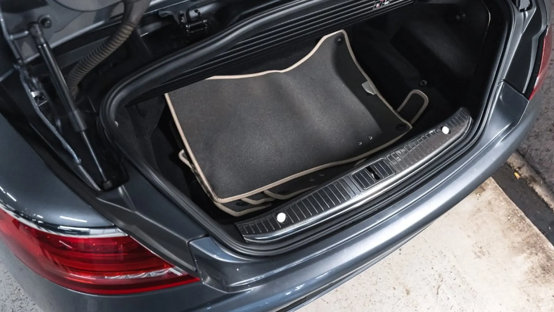 Mercedes Classe — photo 23