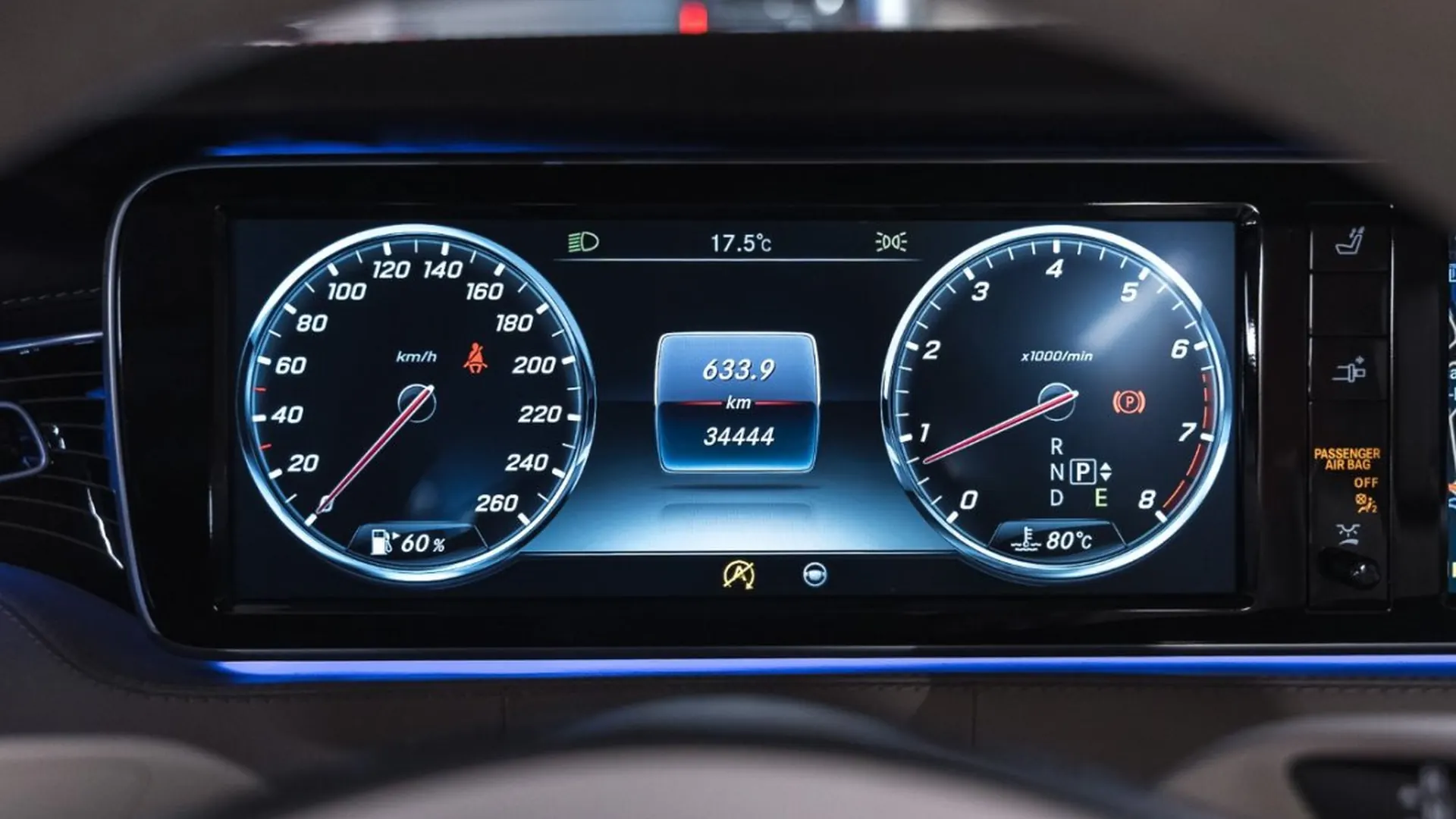 Mercedes Classe — photo 34
