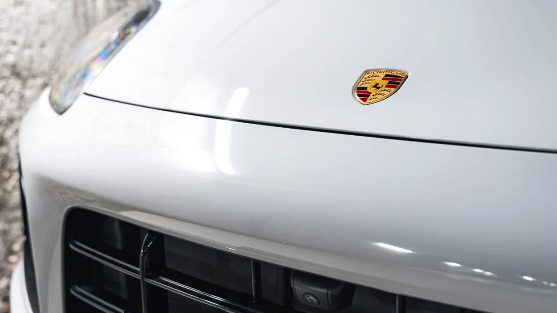 Porsche Cayenne — photo 4