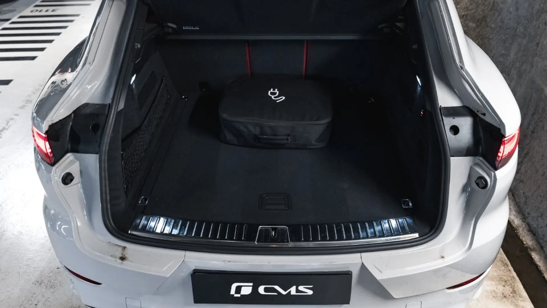 Porsche Cayenne — photo 23