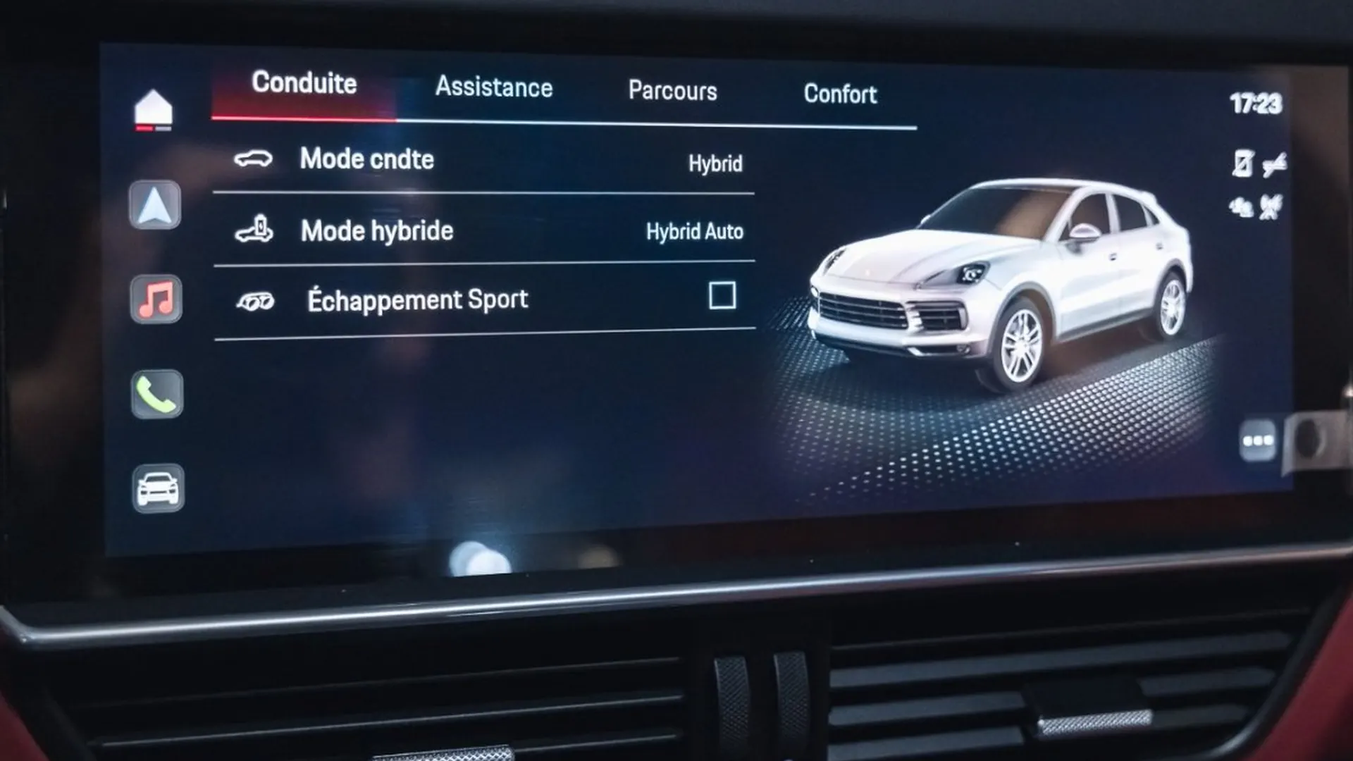 Porsche Cayenne — photo 41