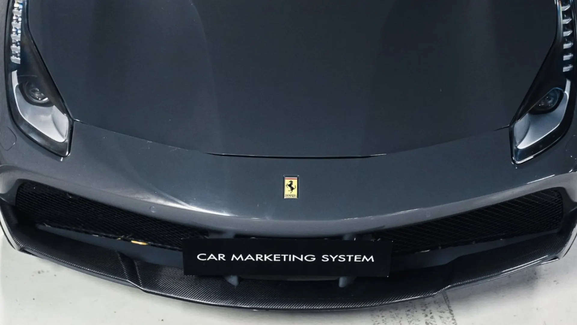 Ferrari 488 — photo 3