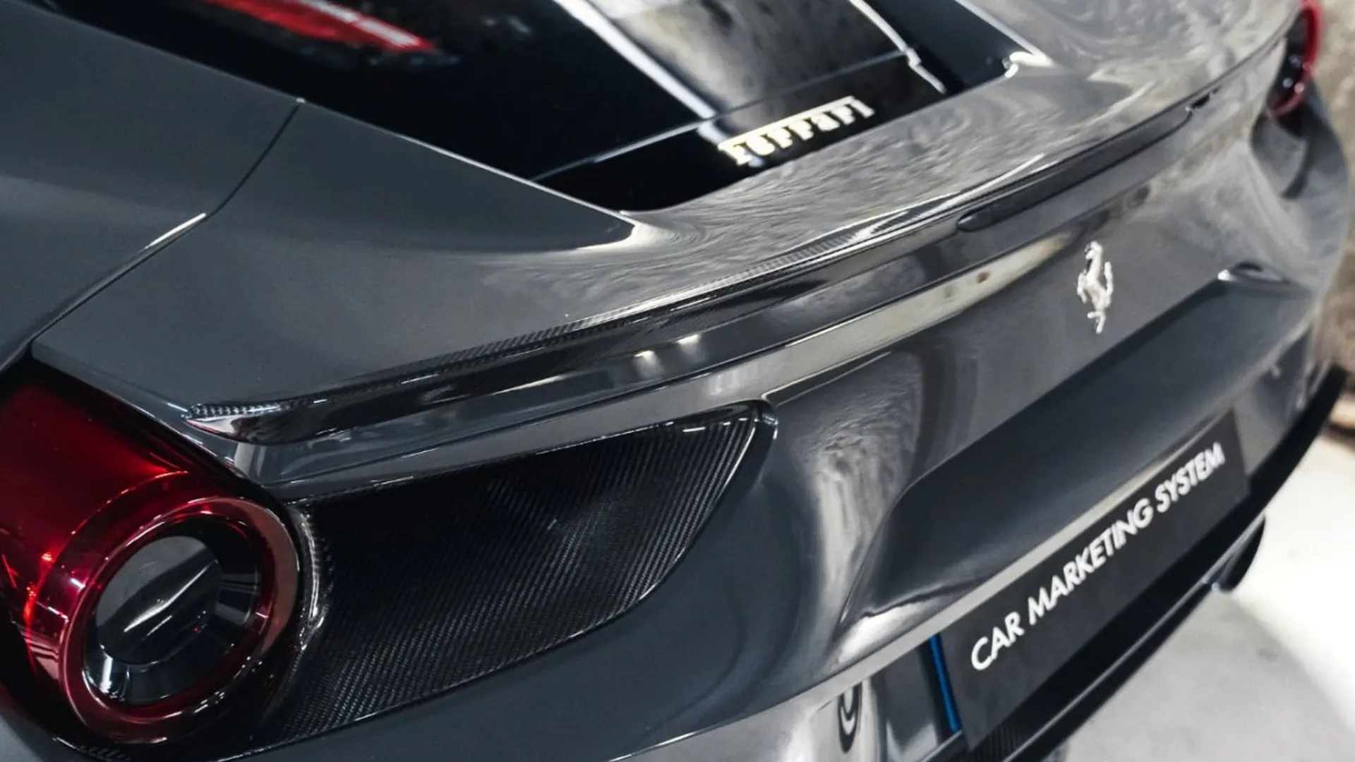 Ferrari 488 — photo 18
