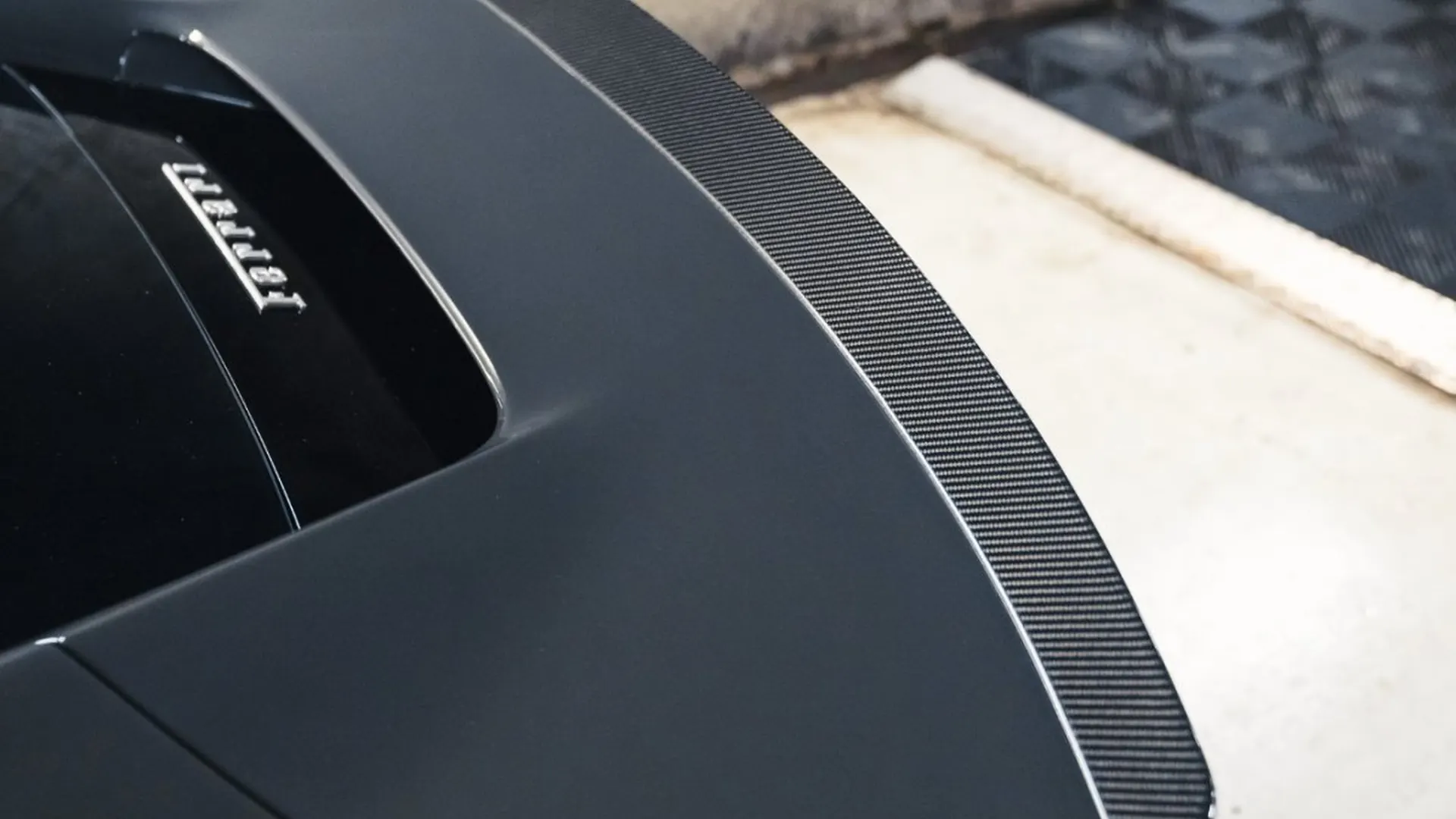 Ferrari 488 — photo 17