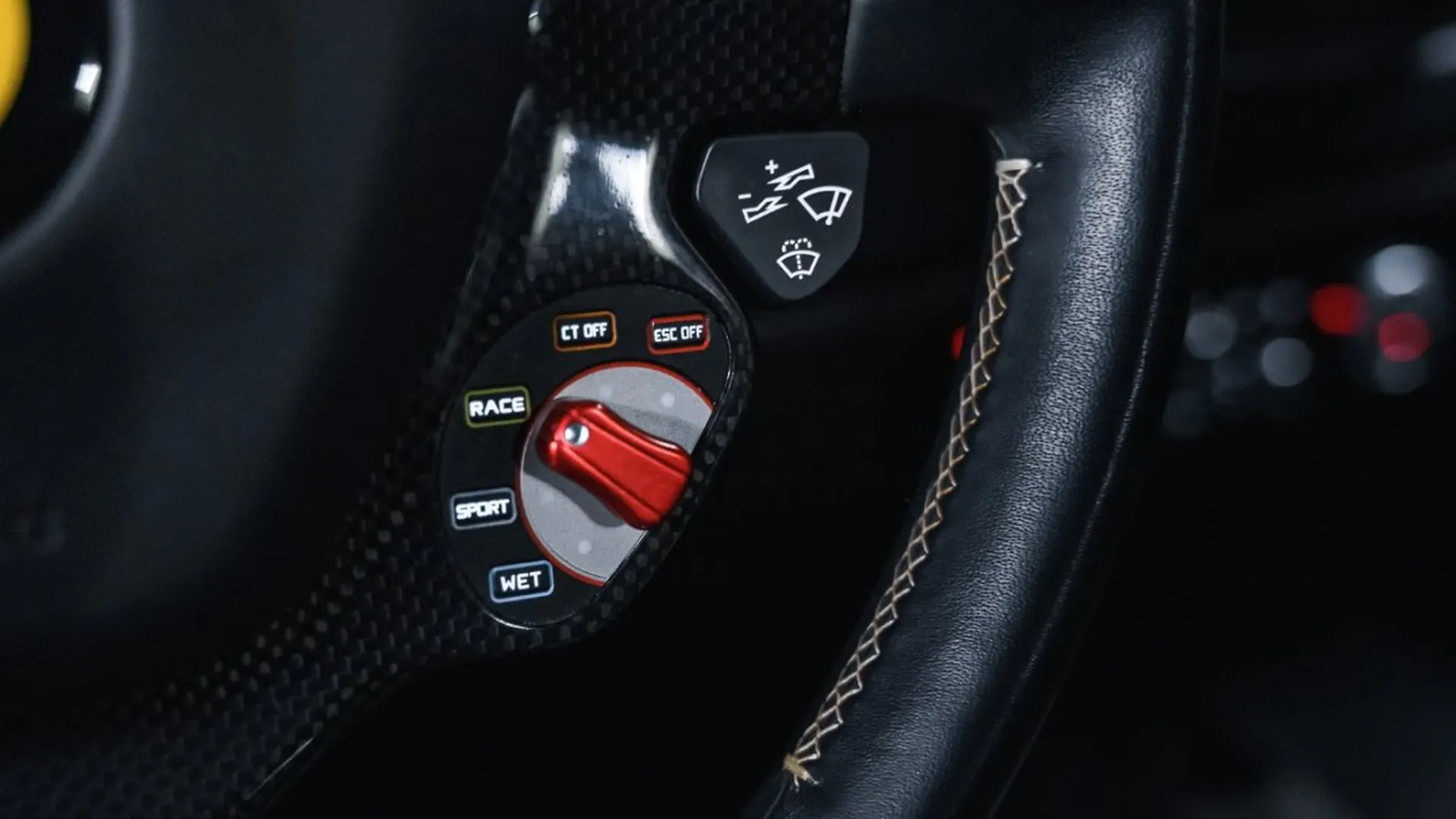 Ferrari 488 — photo 36