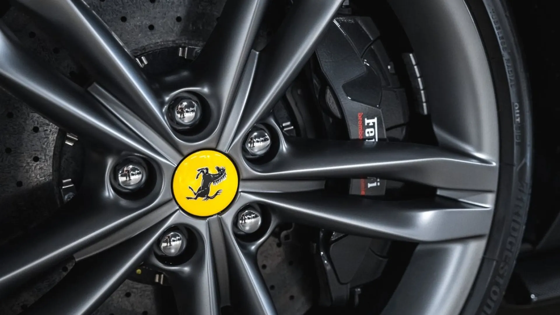 Ferrari 296 — photo 14