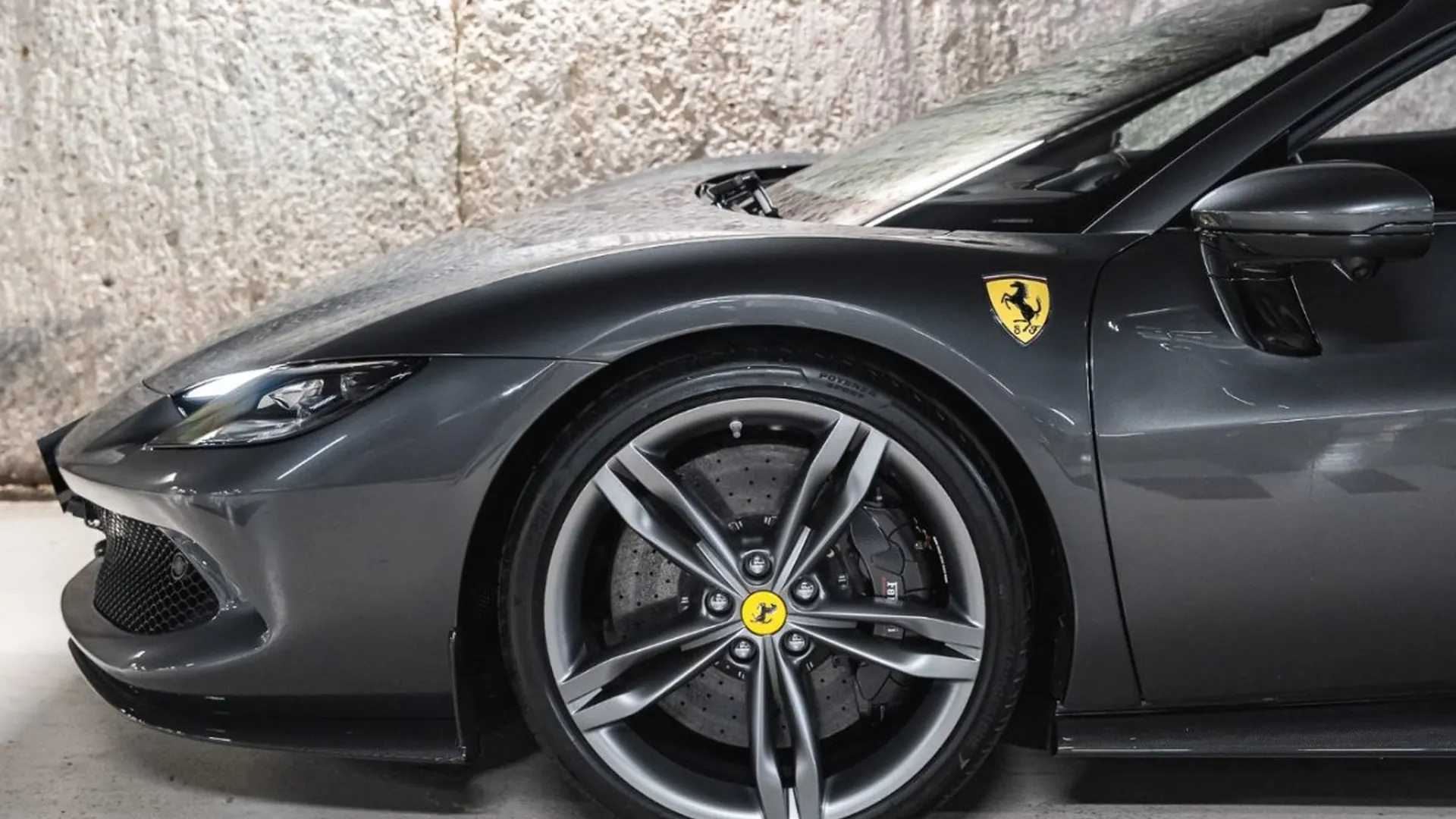 Ferrari 296 — photo 11