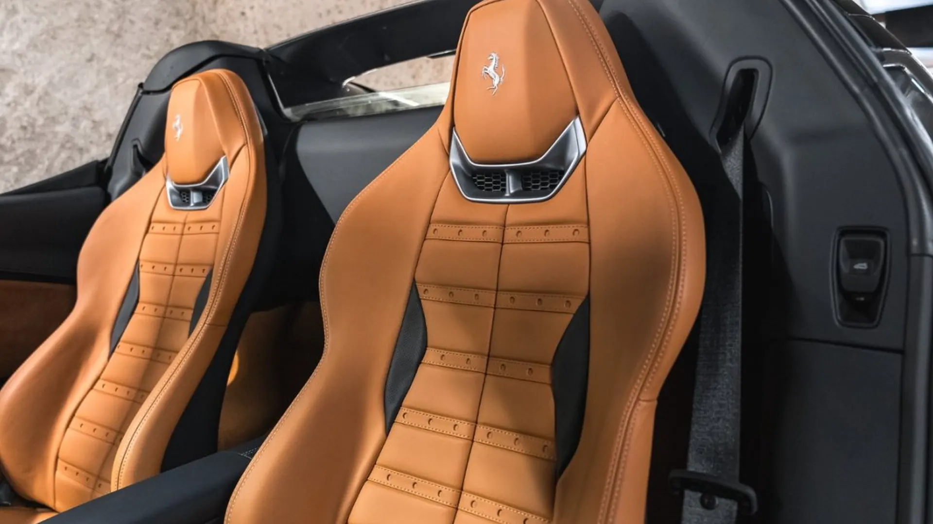 Ferrari 296 — photo 32