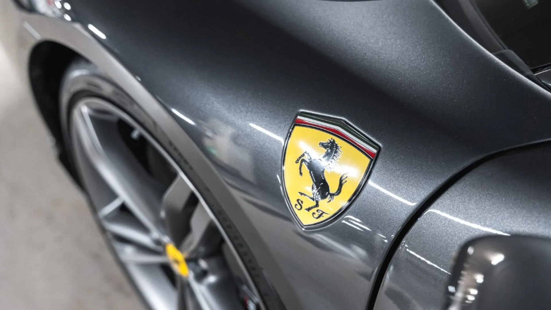 Ferrari 296 — photo 13