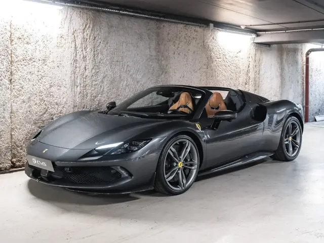 Ferrari 296