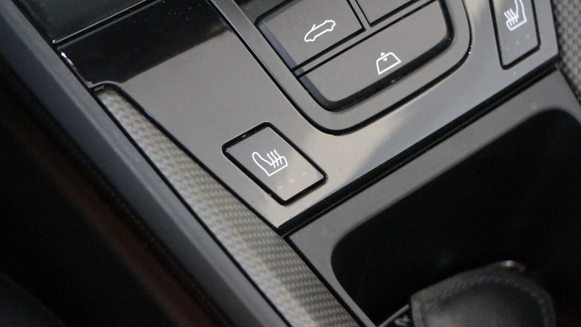 Porsche 911 — photo 23