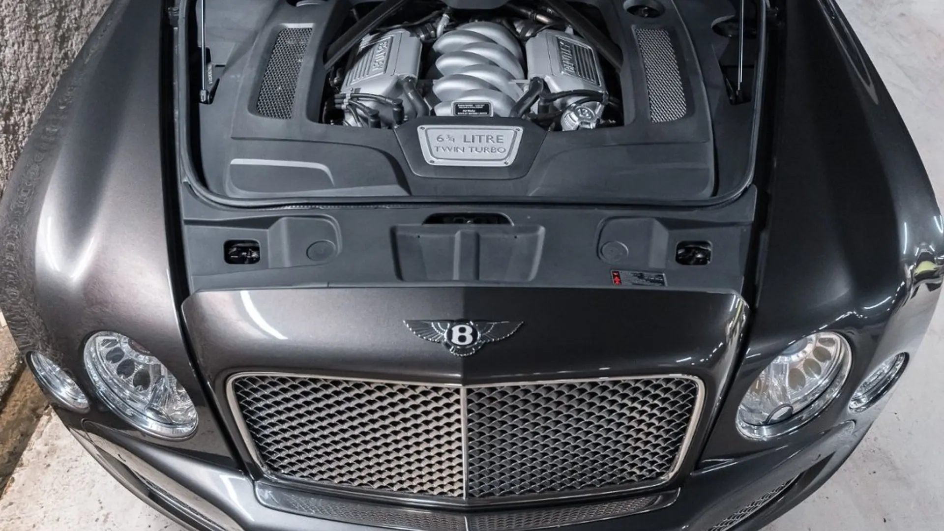 Bentley Mulsanne — photo 47