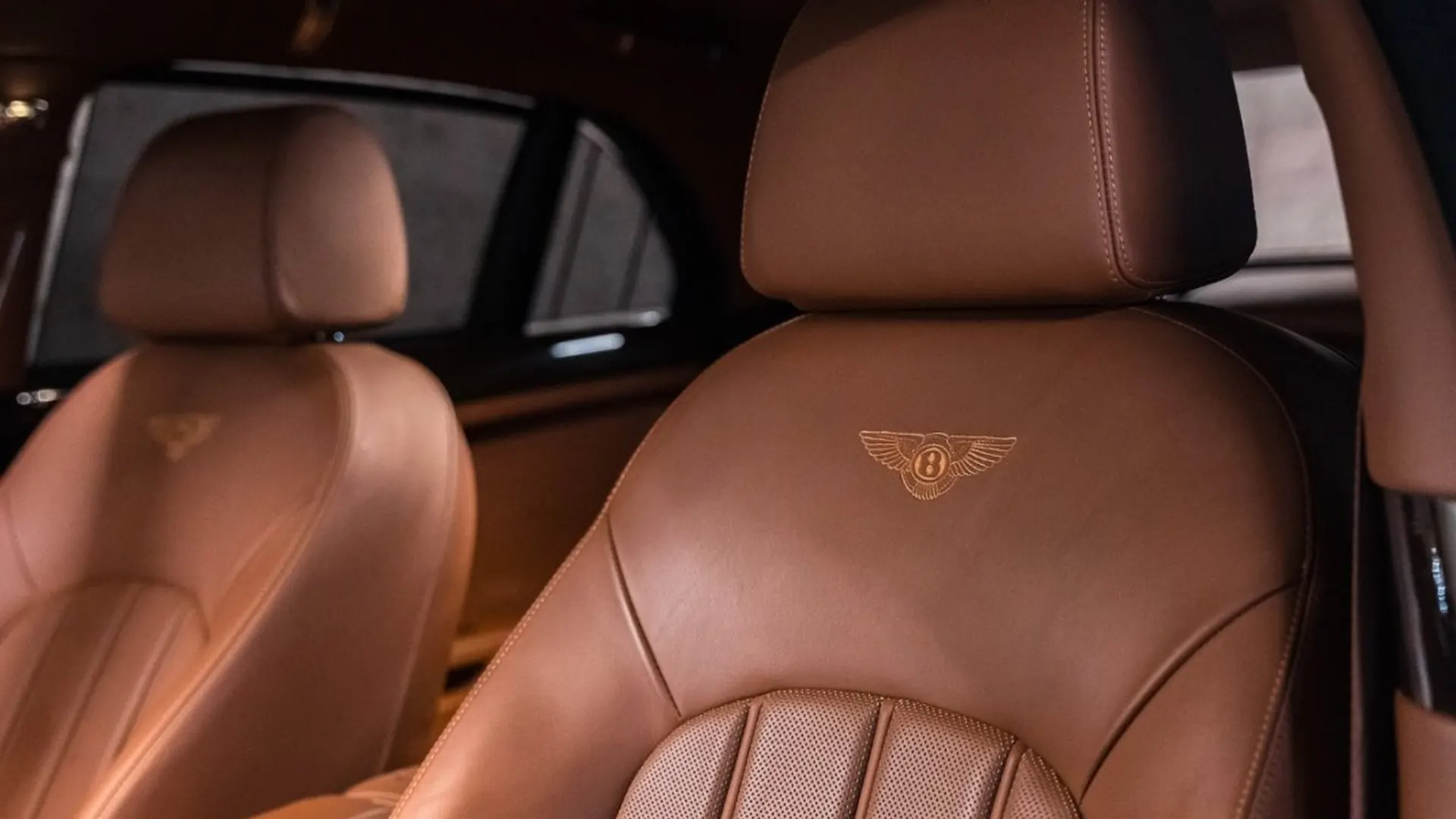 Bentley Mulsanne — photo 26
