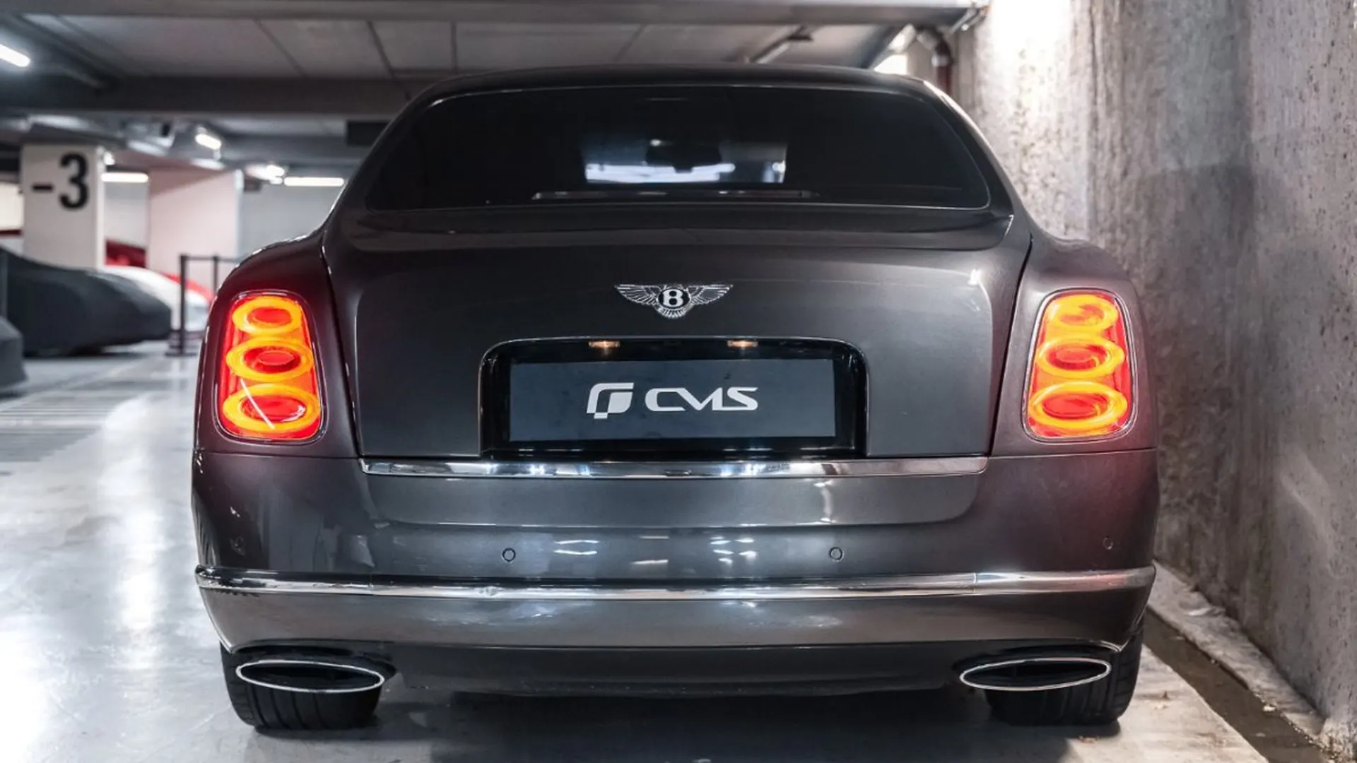 Bentley Mulsanne — photo 17