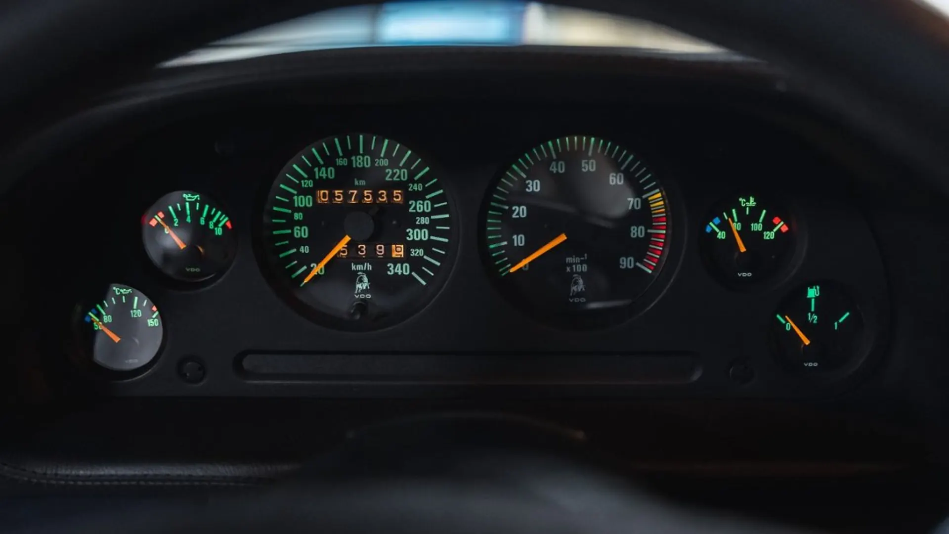 Lamborghini Diablo — photo 36